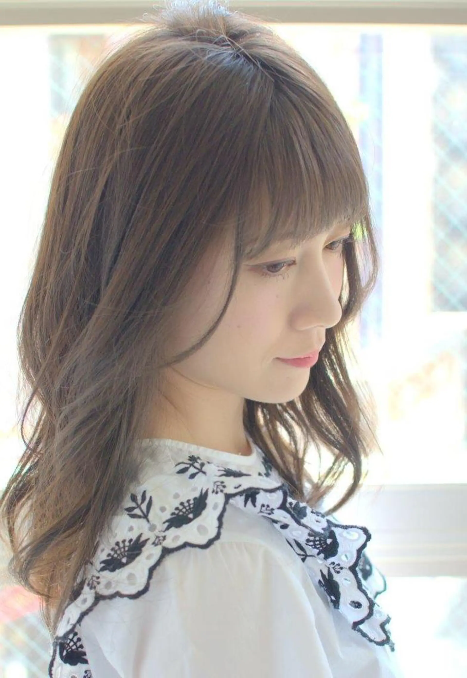 ミディアム カラー カット ヘアカラー トリートメント 中村 玲のヘアスタイル