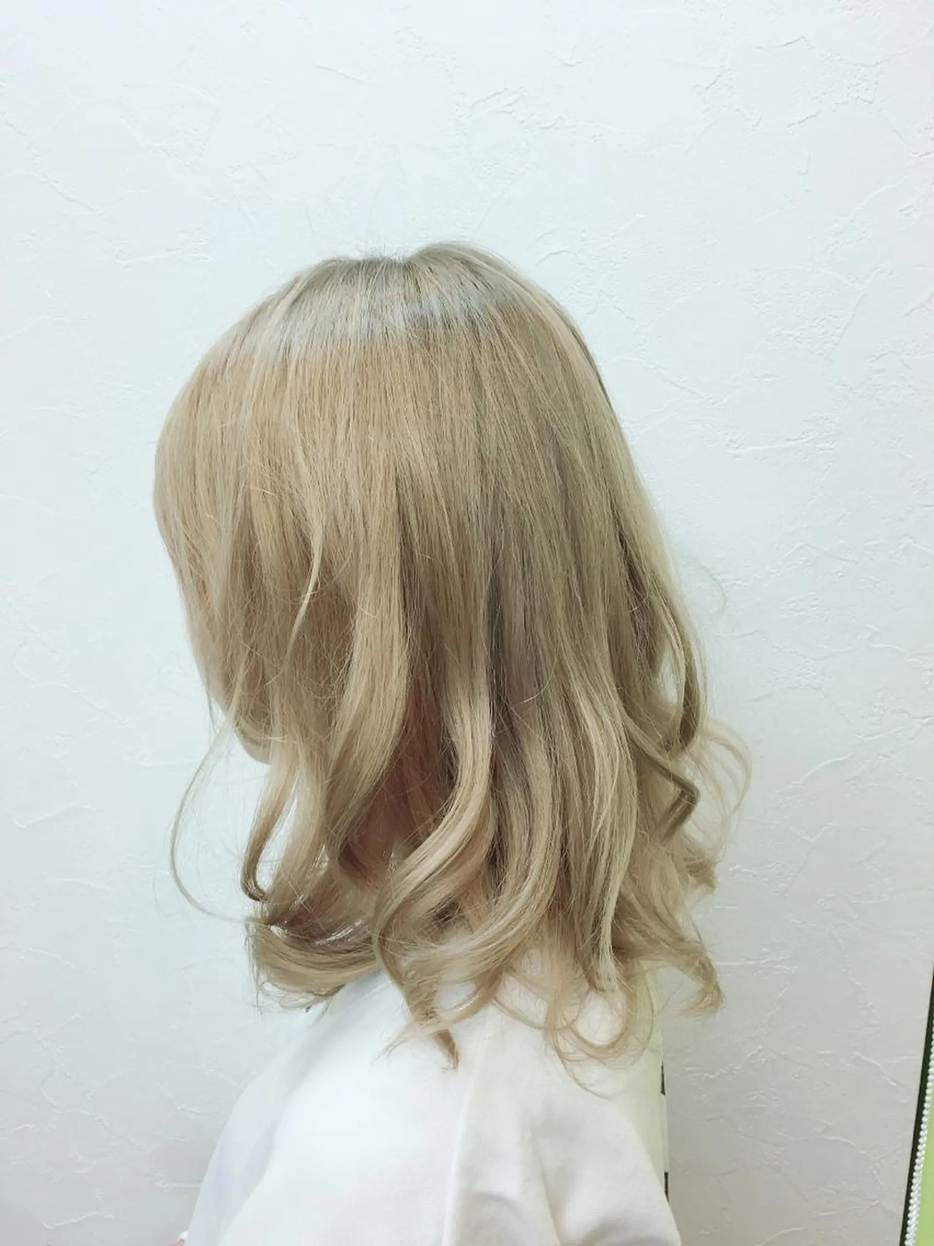 セミロング カラー 菅沼 まみのヘアスタイル