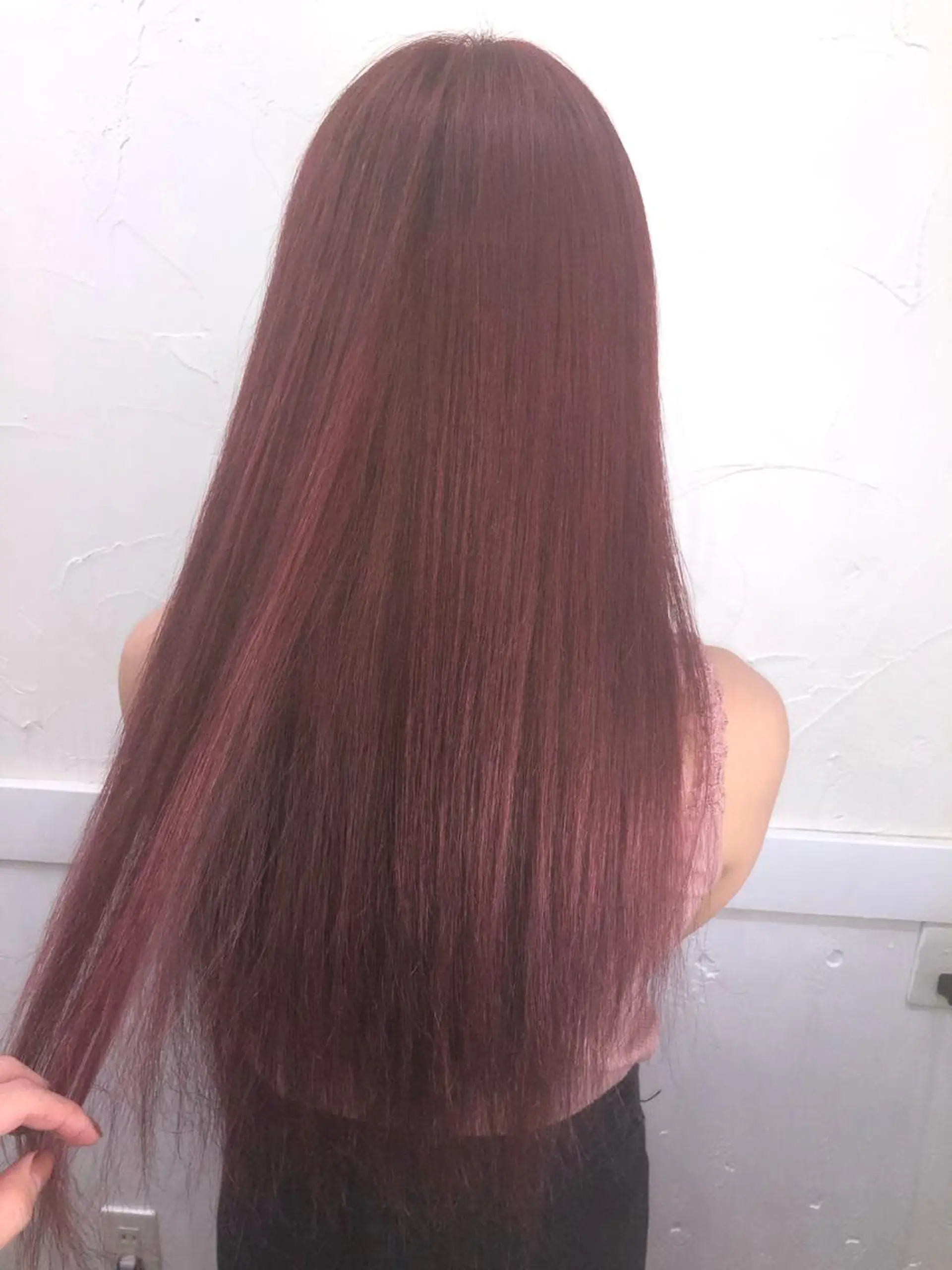ロング カラー ベージュカラー ブリーチ ケアブリーチ ピンクカラー ピンクベージュ ヘアカラー FERNA池袋所属・マンツーマン施術✂︎ 金田尚久🎨のヘアスタイル