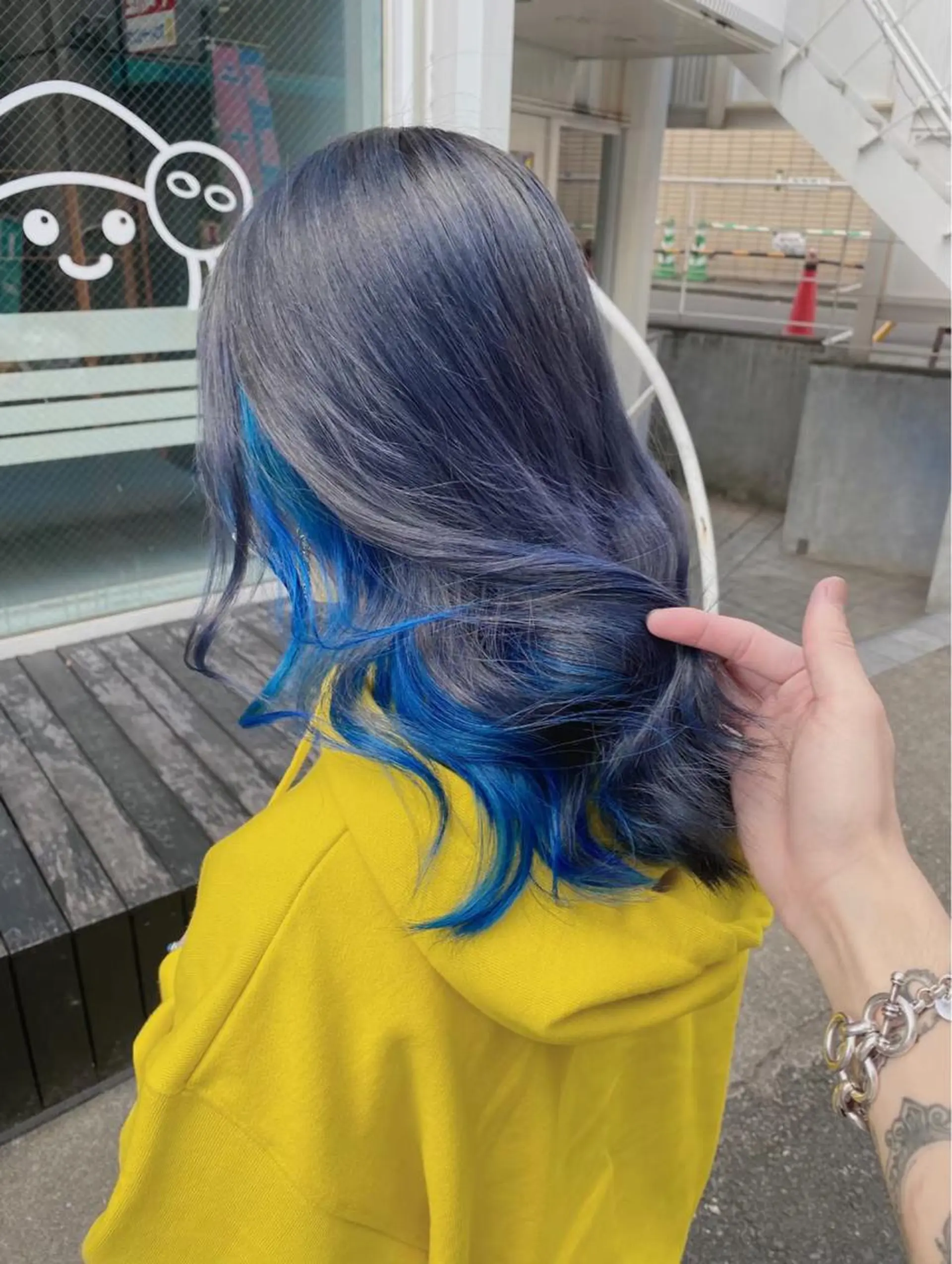 セミロング カラー ヘアカラー トリートメント ヘアセット 🩶【推しハイトーン 】yuzu🩶のヘアスタイル