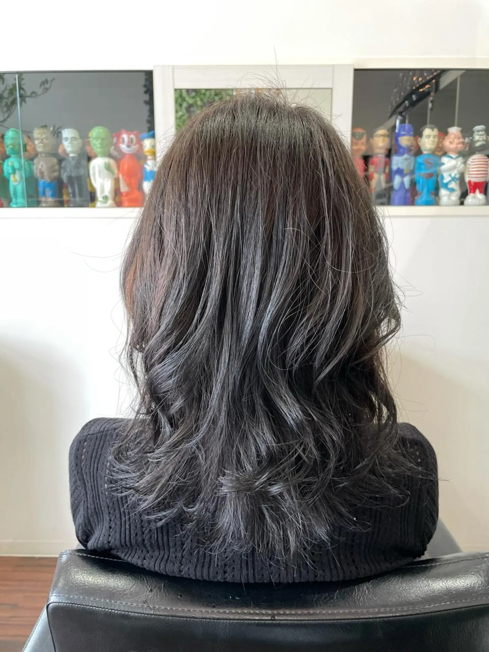 セミロング カット ヘアカラー パーマ トリートメント SHINYA シンヤヘアーズのヘアスタイル