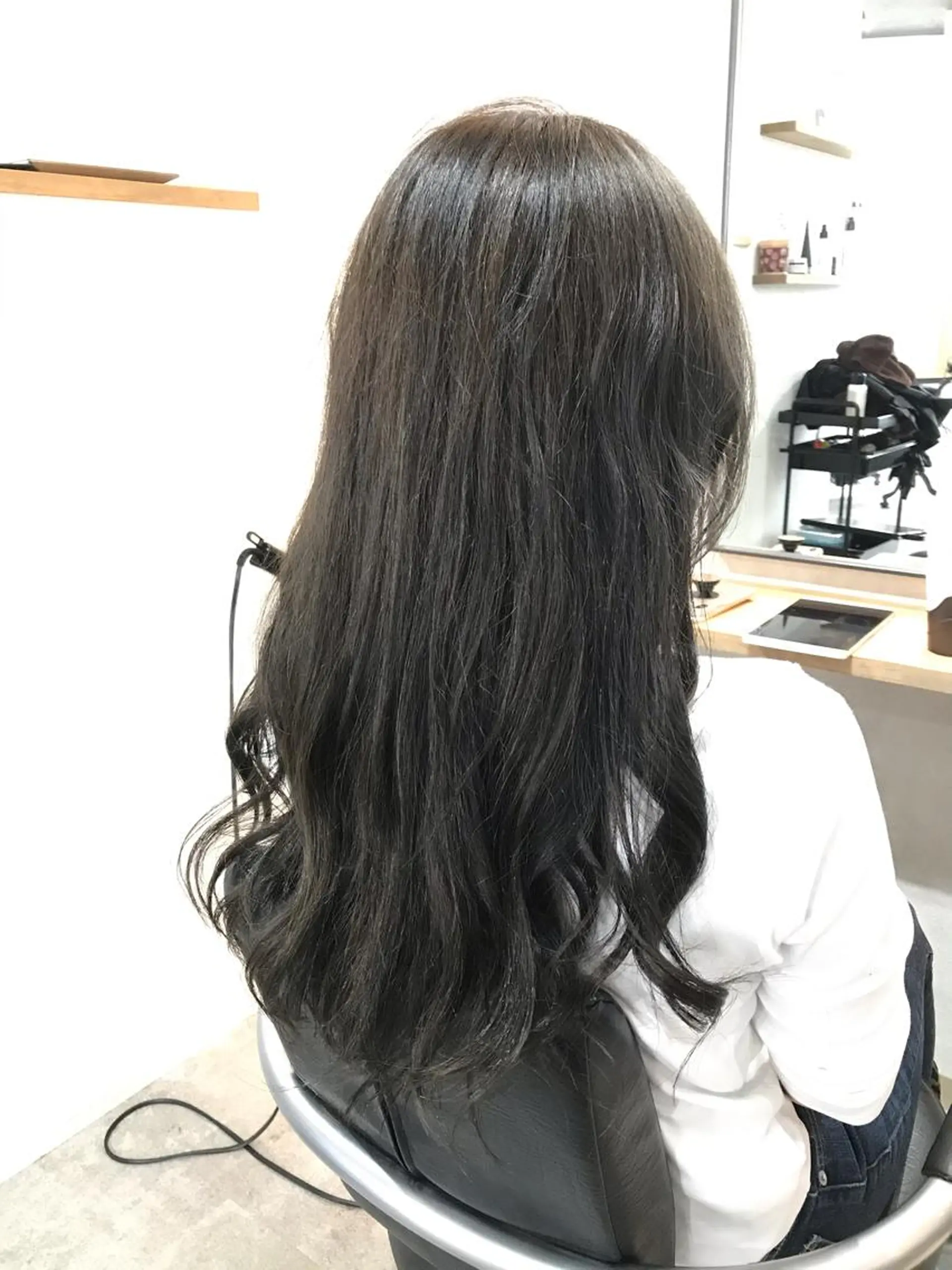 ロング カラー イルミナカラー ロング 川崎 龍馬のヘアスタイル