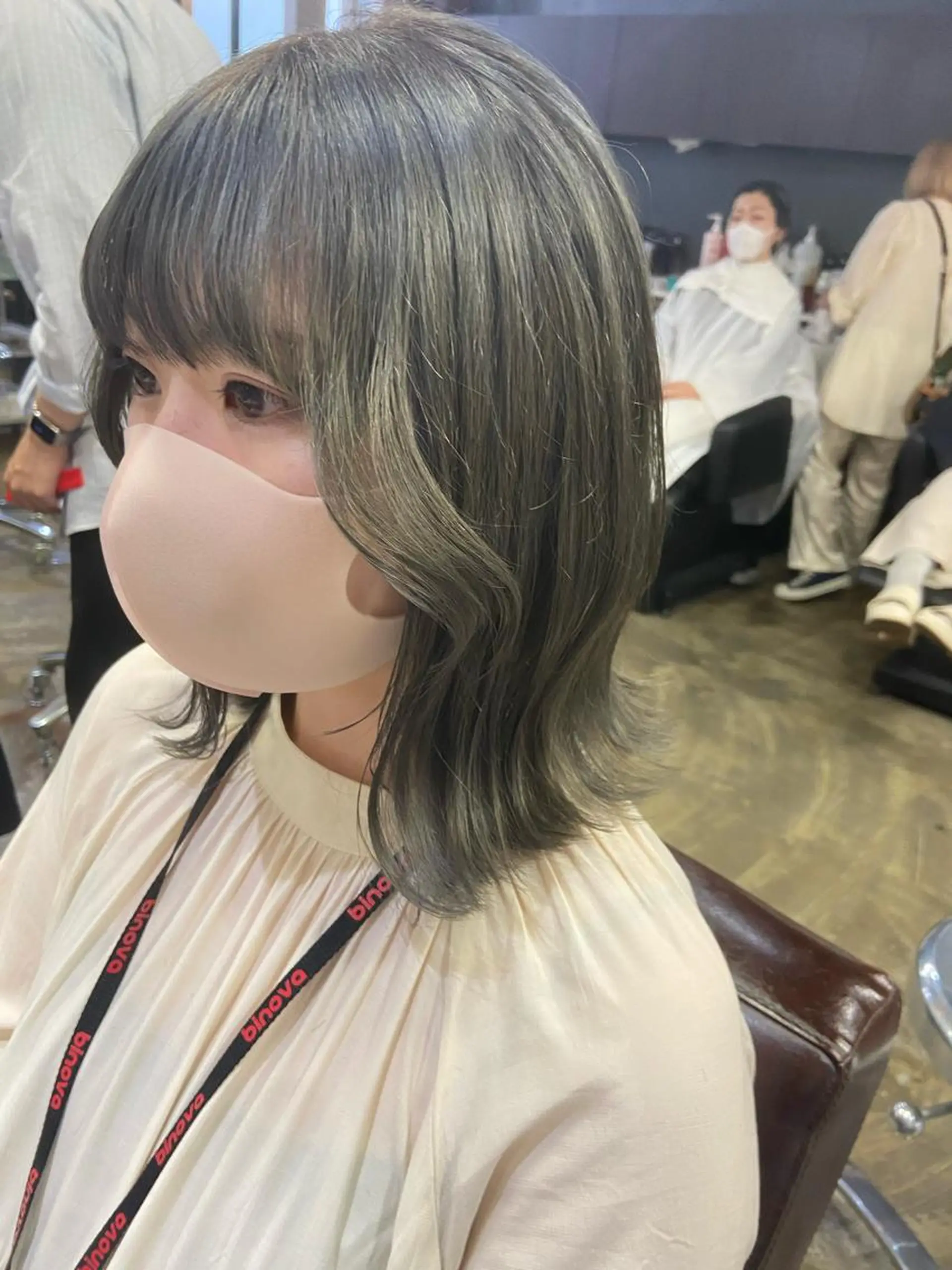 ミディアム カラー ブリーチ グレージュ ハイトーンカラー オリーブカラー オレンジ ヘアカラー トリートメント 松尾太樹 【pia】福岡美容室のヘアスタイル