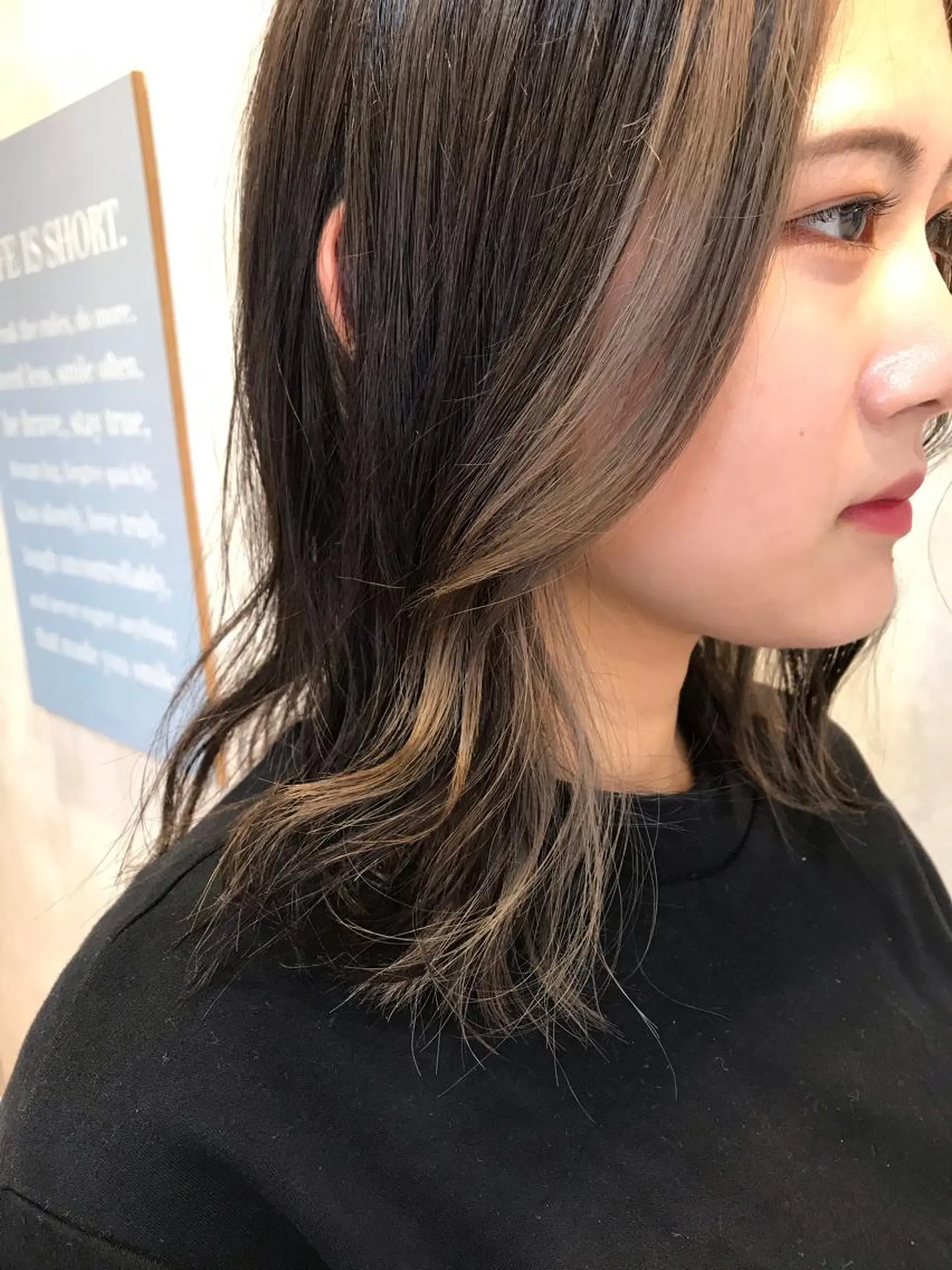 セミロング ヘアカラー 河田 海陽のヘアスタイル