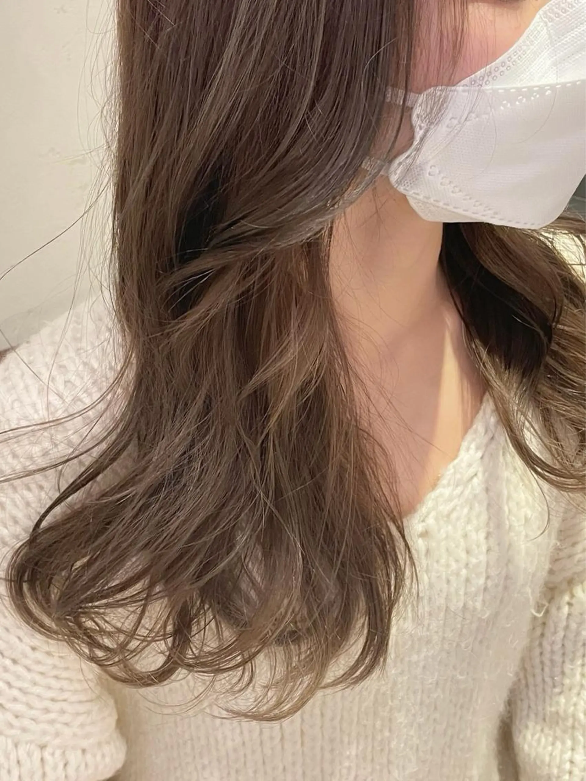セミロング カラー カット ヘアカラー TRENCH　相澤 果歩のヘアスタイル