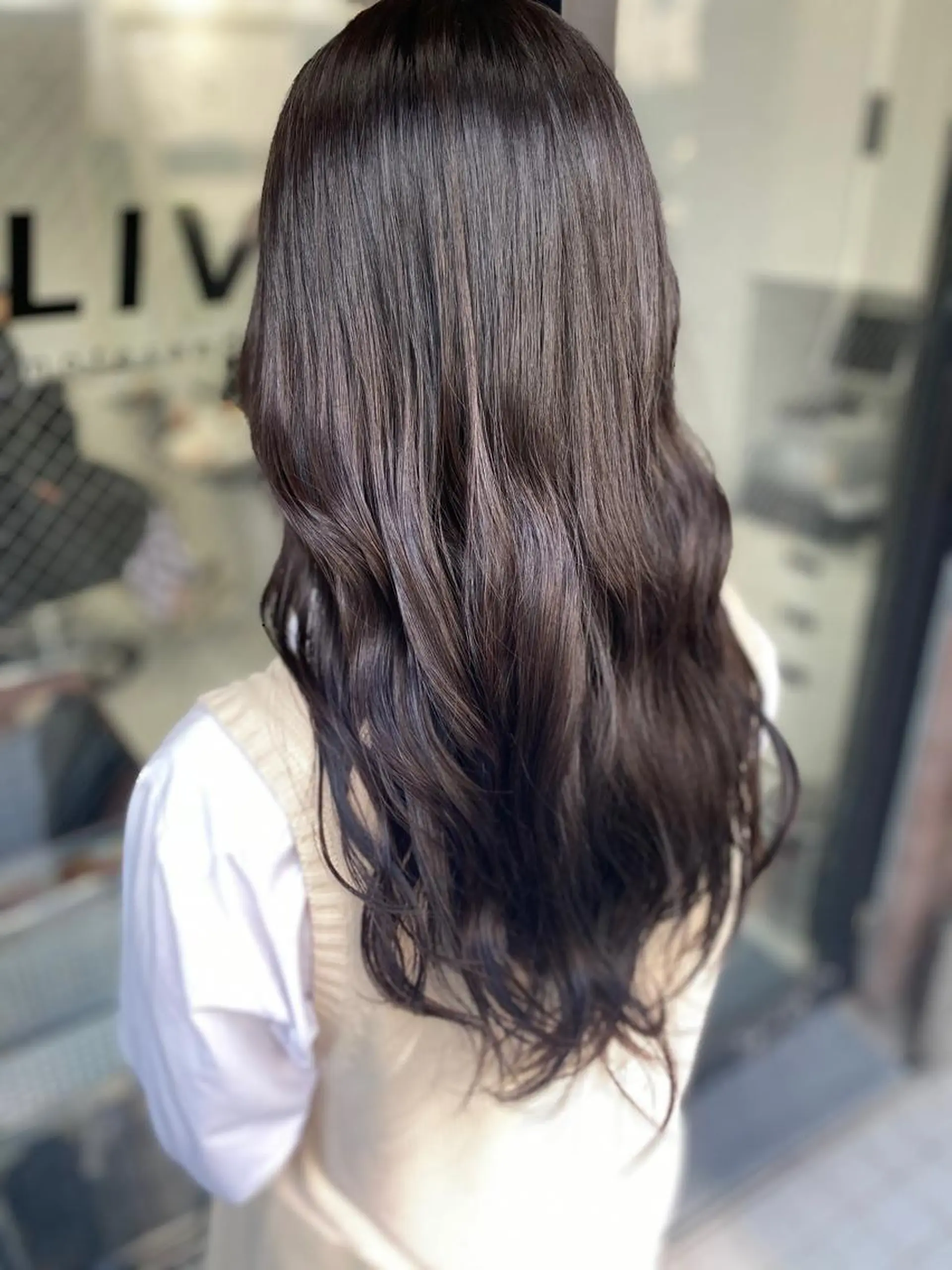 ロング アッシュ アッシュブラウン ロング opus 店長大和 レイヤー/赤み消しのヘアスタイル