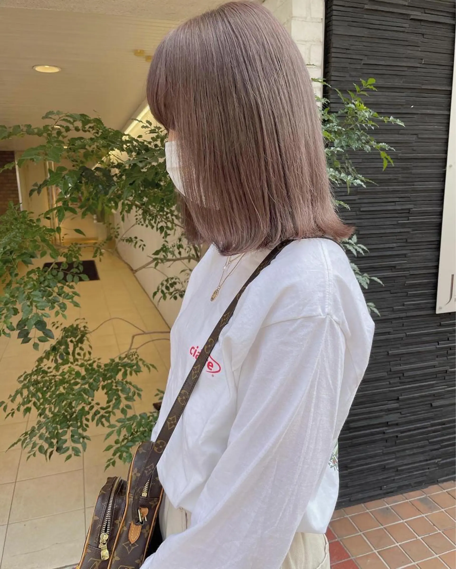 ショート カラー ViVIE所属・VIVIE天神 ブリーチのヘアスタイル