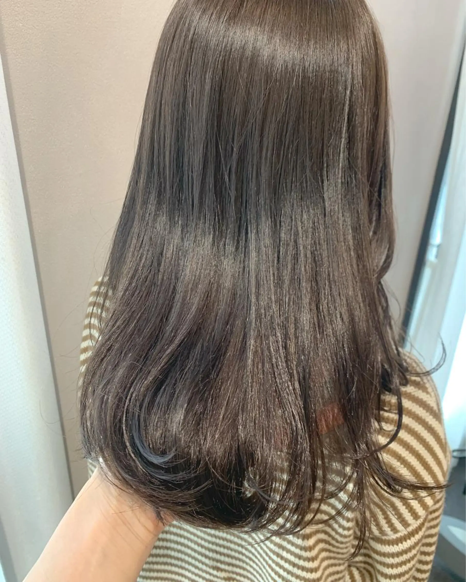 ロング カラー グレージュ カット ヘアカラー トリートメント hub hair レイヤー/透明感のヘアスタイル