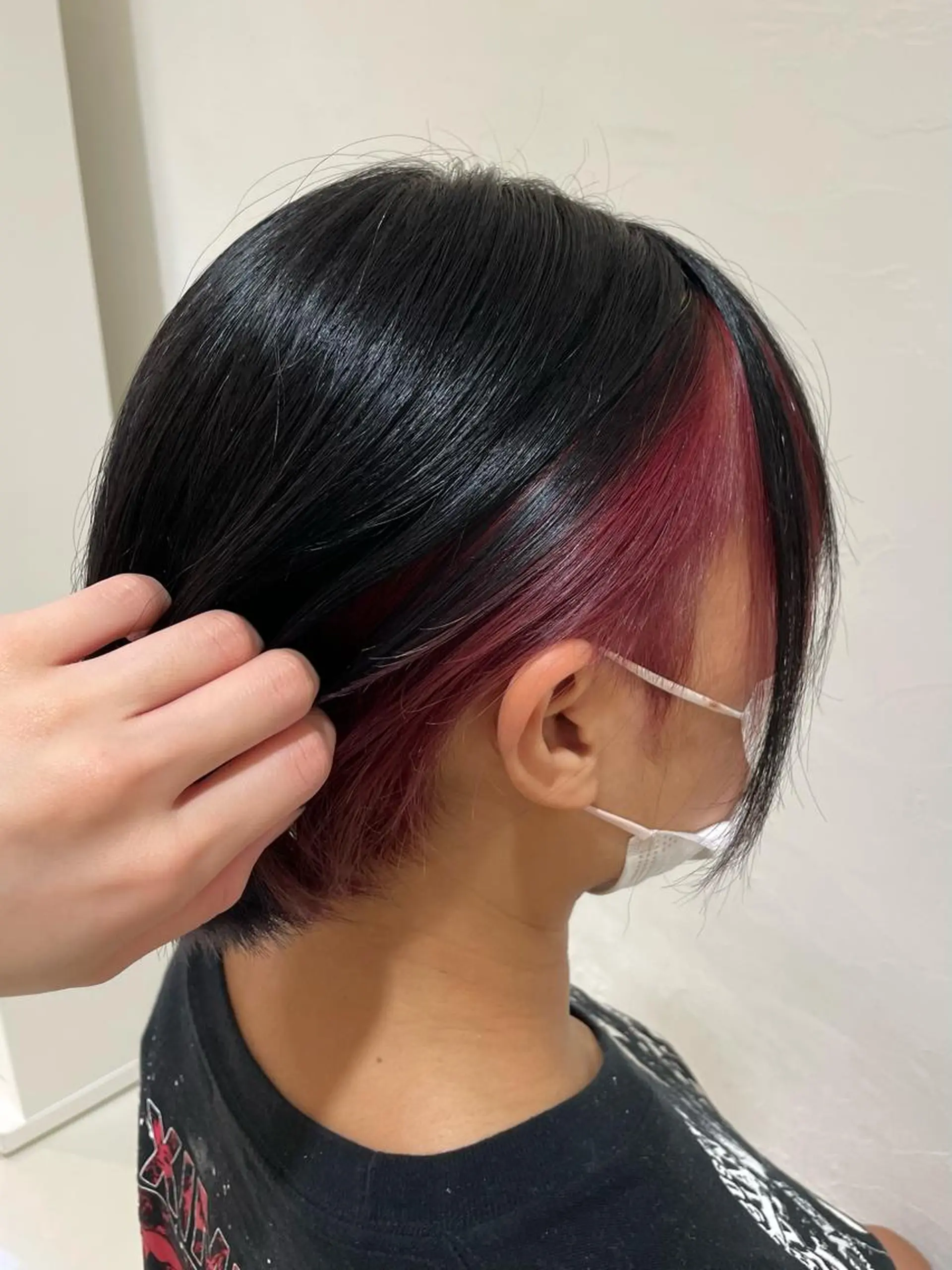 ミディアム カラー インナーカラー JERICHO HAIR所属・河野 由佳の眉毛・アイブロウイメージ