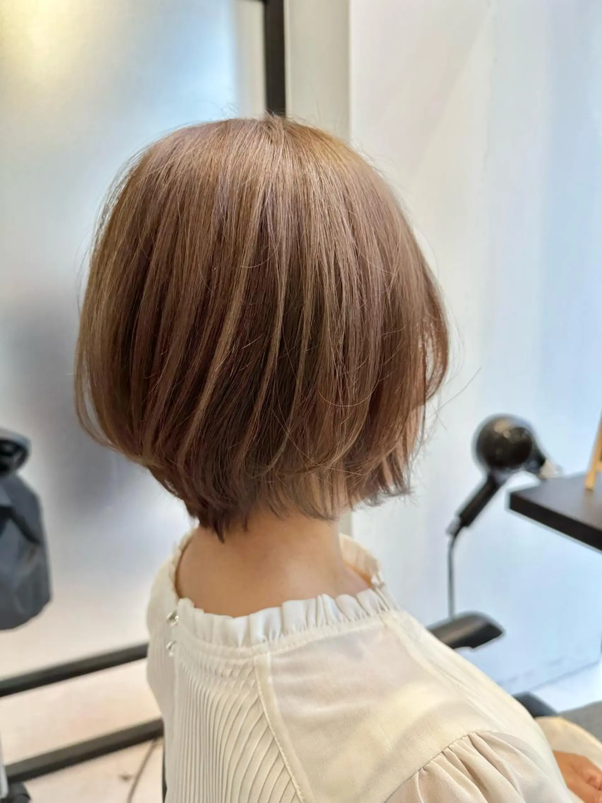 ショート SALOWIN心斎橋Suite店所属・ブリーチ毛にもできる 縮毛矯正OJIROのヘアスタイル