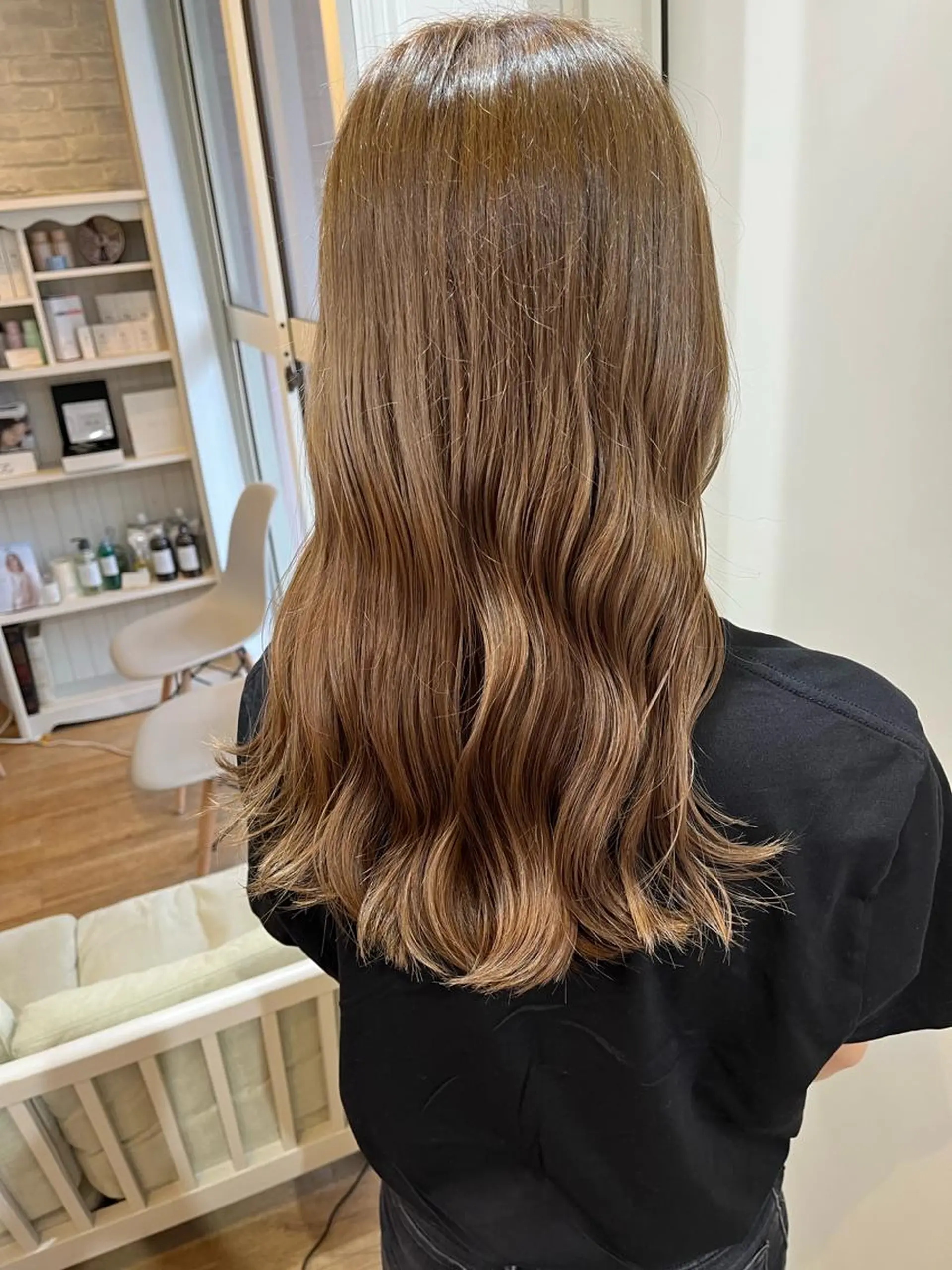 ロング カラー ブリーチ ブラウンカラー Pocketいわき 深谷 智花のヘアスタイル