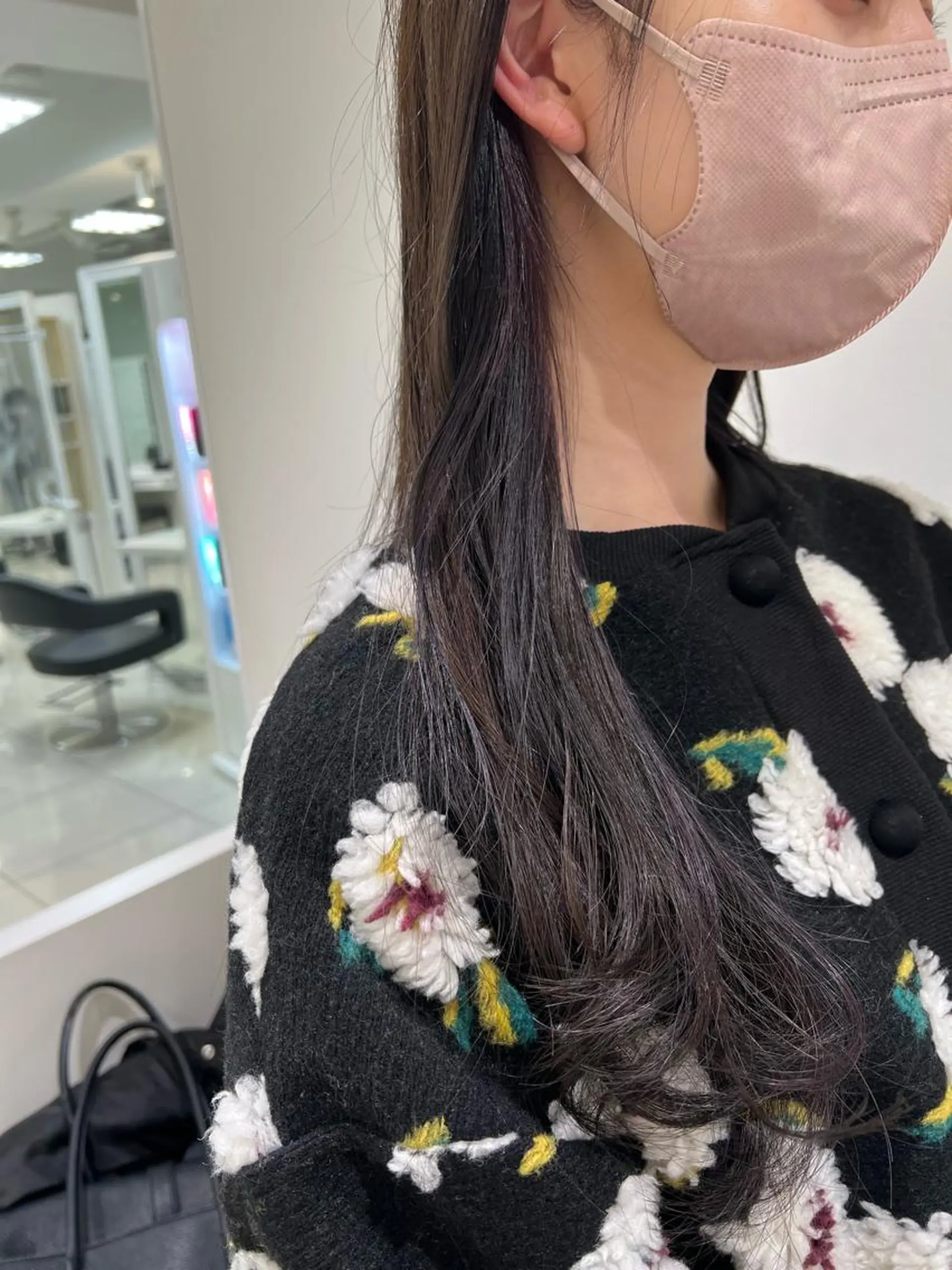 ロング カラー ブリーチ イヤリングカラー グレージュ ラベンダーカラー ヘアカラー トリートメント 【暖色カラー特化】 中山由梨のヘアスタイル