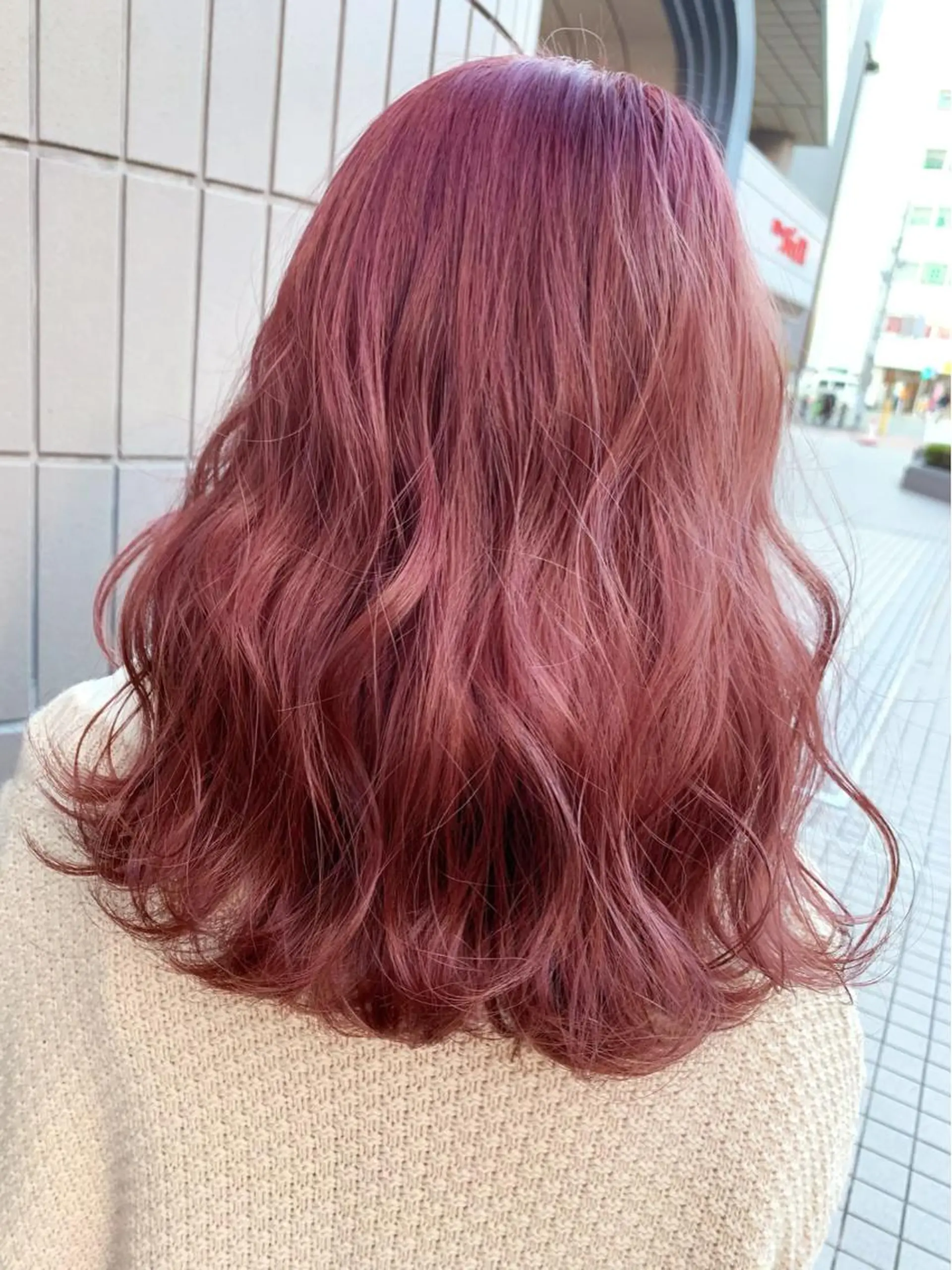 セミロング ピンクブラウン ヘアカラー トリートメント Zina天王寺 CHIAKIのヘアスタイル