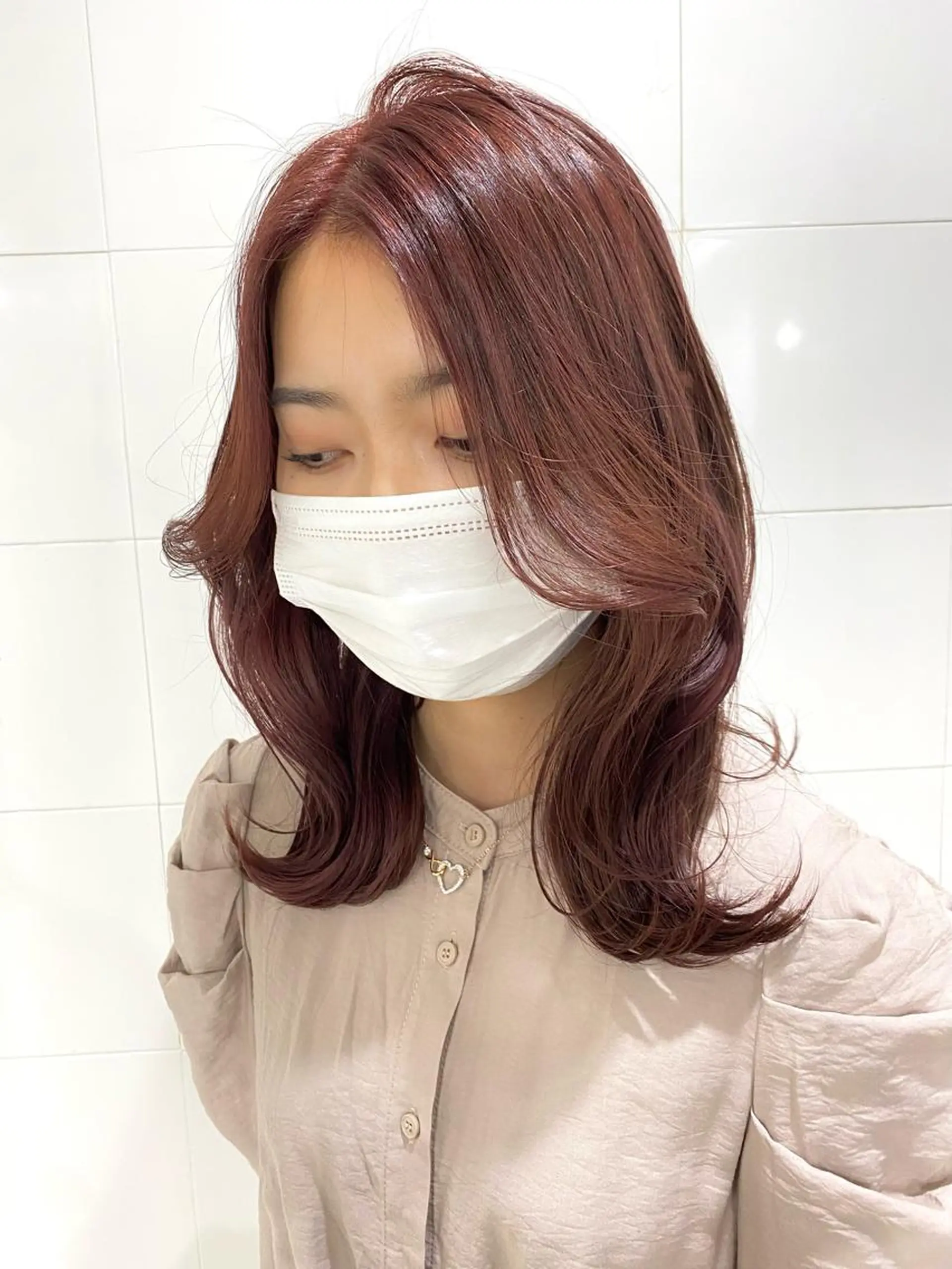 ミディアム カラー ヘアカラー トリートメント ヘッドスパ ヘアセット kai .のヘアスタイル