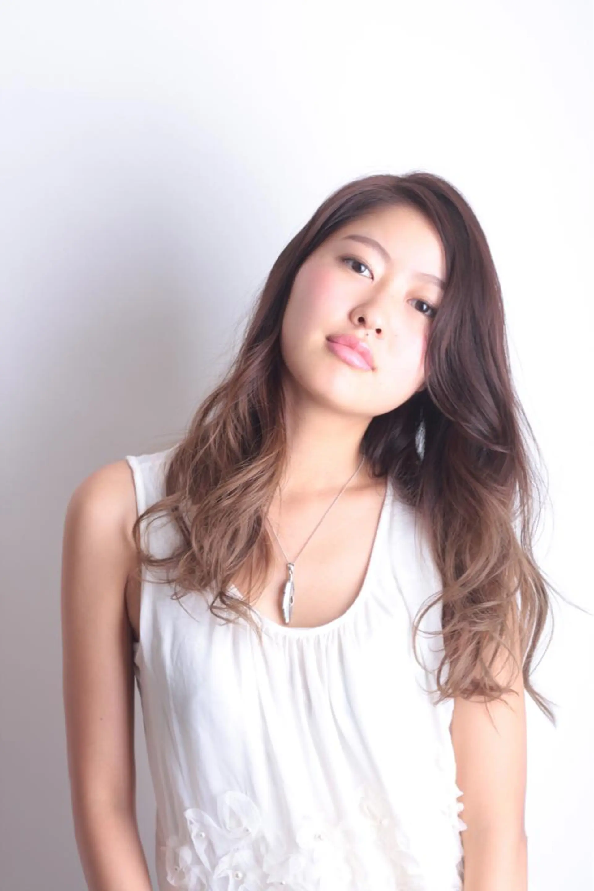 ロング カラー RESBORN所属・長岡 大偉のヘアスタイル