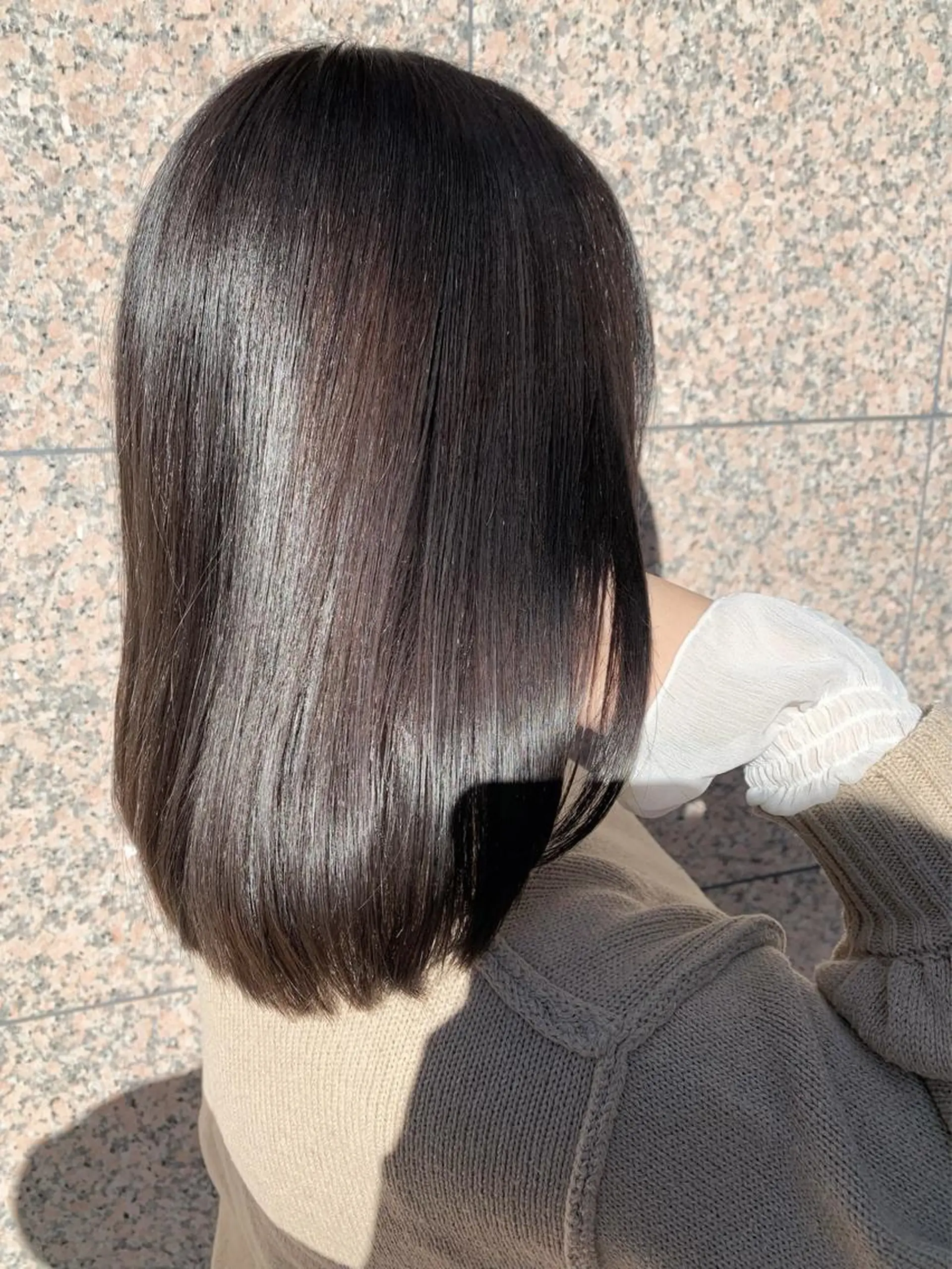 ミディアム トリートメント 菅原リキヤ くびれレイヤーヘアのヘアスタイル