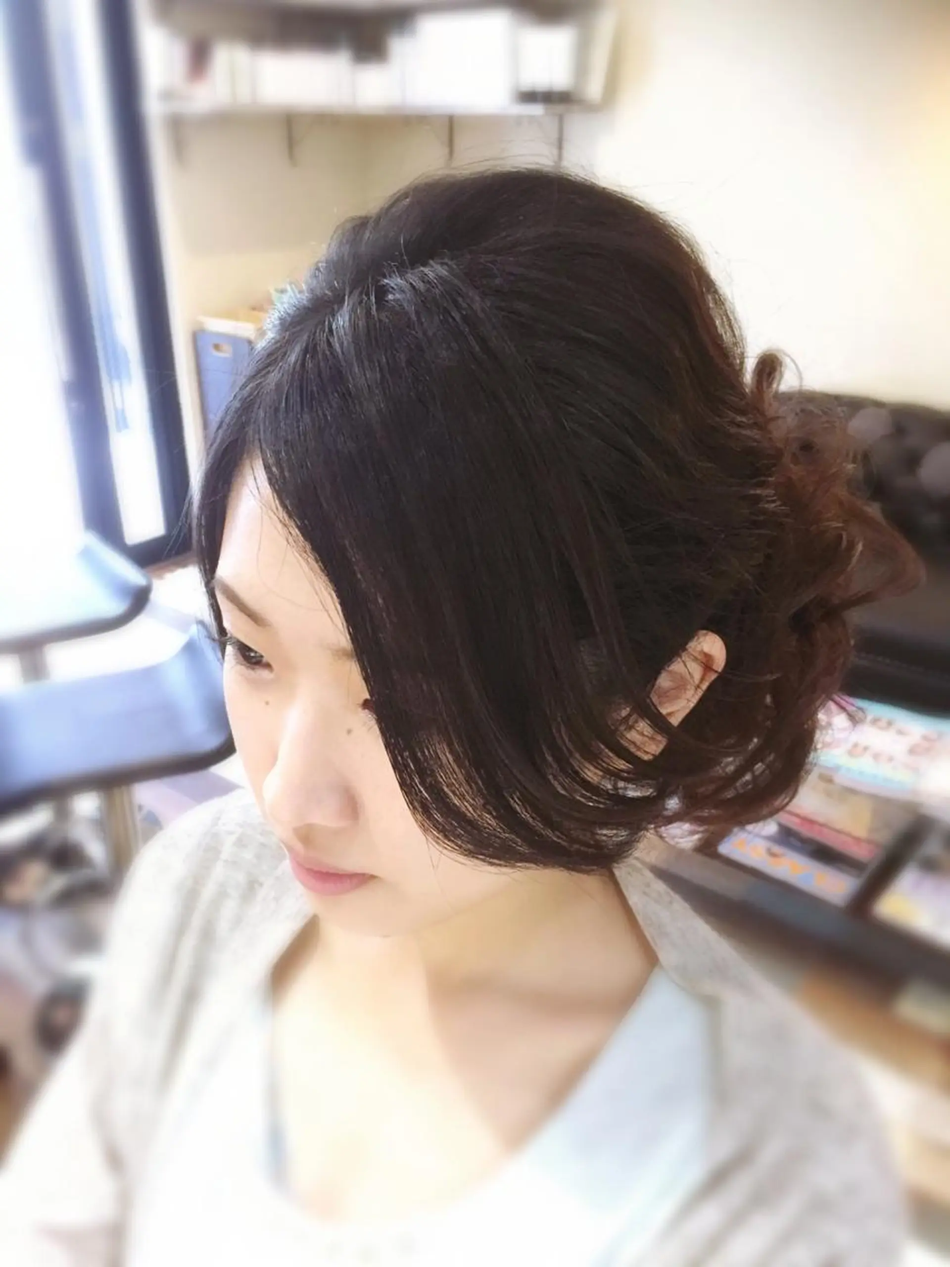 セミロング ヘアアレンジ 美容歴１８年以上🌈 山口のヘアスタイル