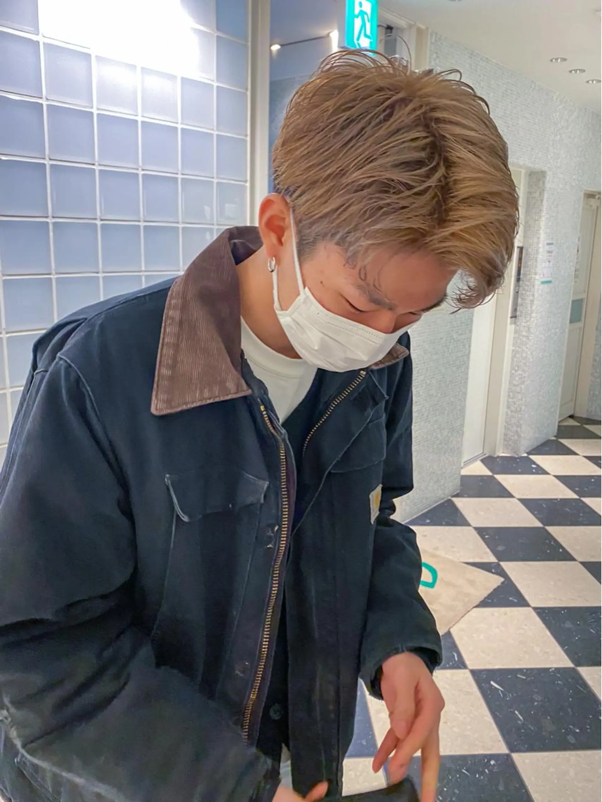 ショート カラー メンズ メンズブリーチ メンズハイトーン ベージュカラー ブリーチ ハイトーンカラー カット ヘアカラー 栄/矢場町 三井太朗のヘアスタイル