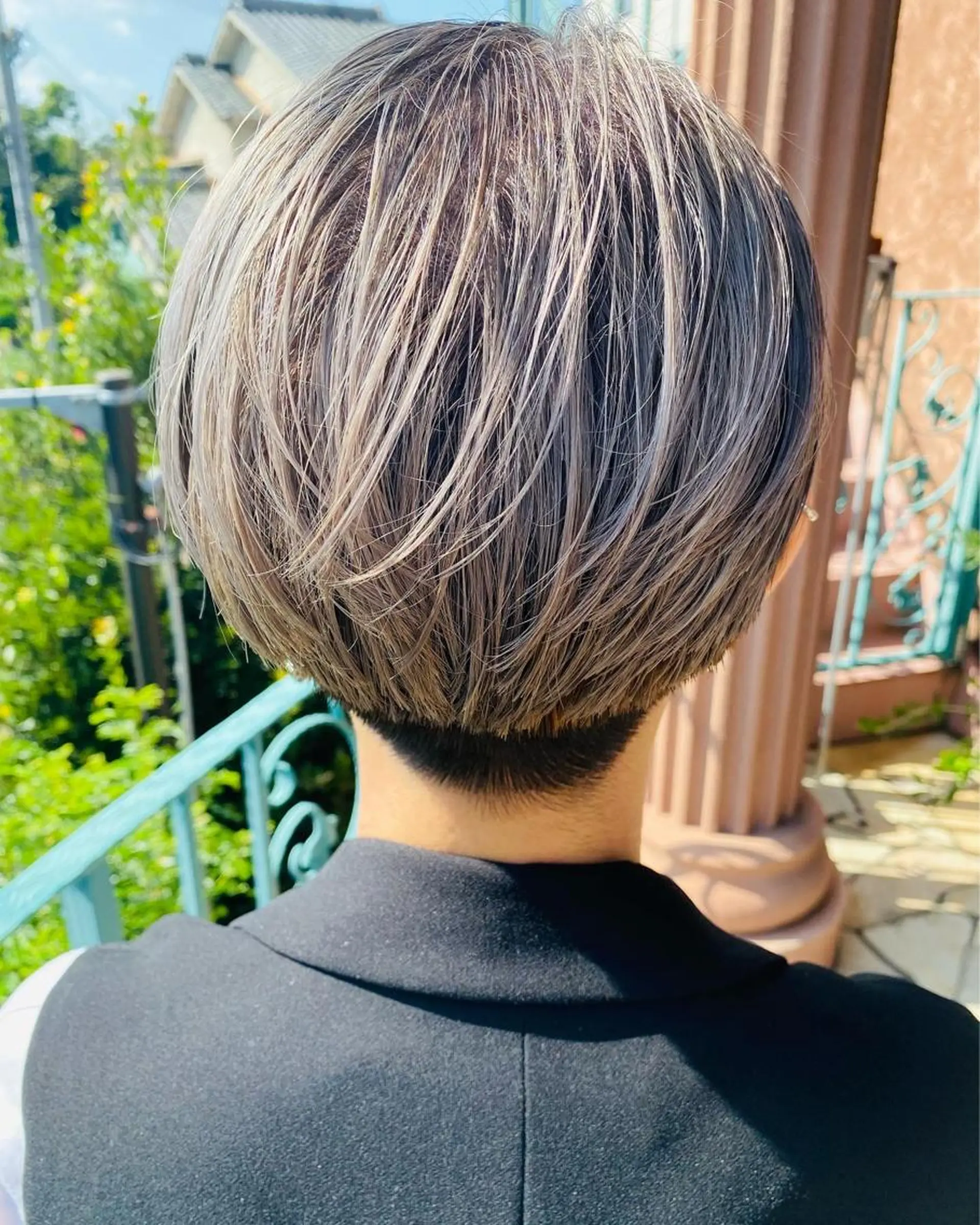 ショート カラー Emitas.柳通り店所属・山﨑 大暉/ダブルカラー✨のヘアスタイル