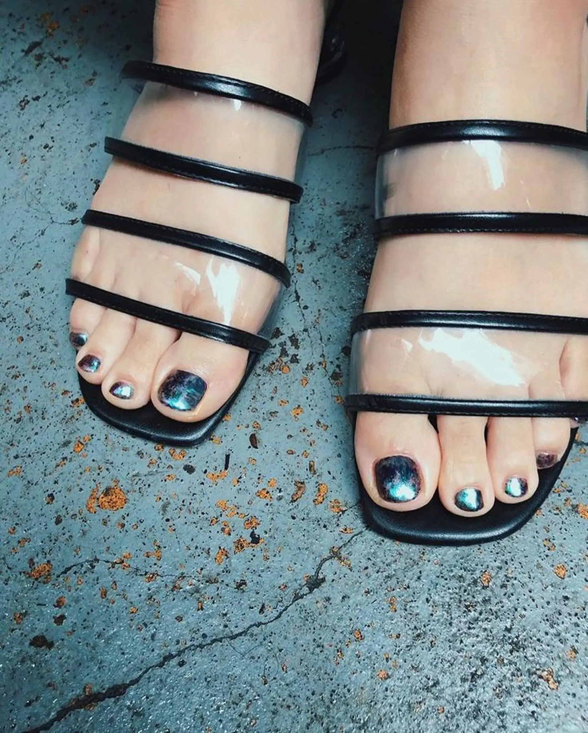 ネイル フットネイル ミラーネイル eiji nail所属・eiji nailのネイルデザイン