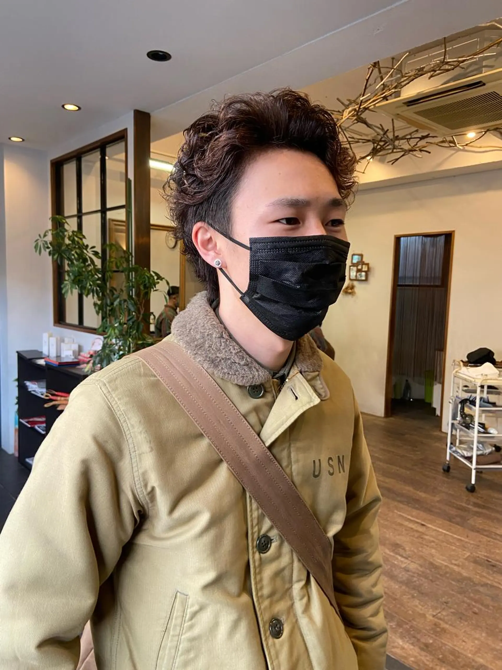 ショート パーマ メンズ メンズパーマ ショートヘア sola方南町所属・原一真/ 外国人ショートヘアのヘアスタイル