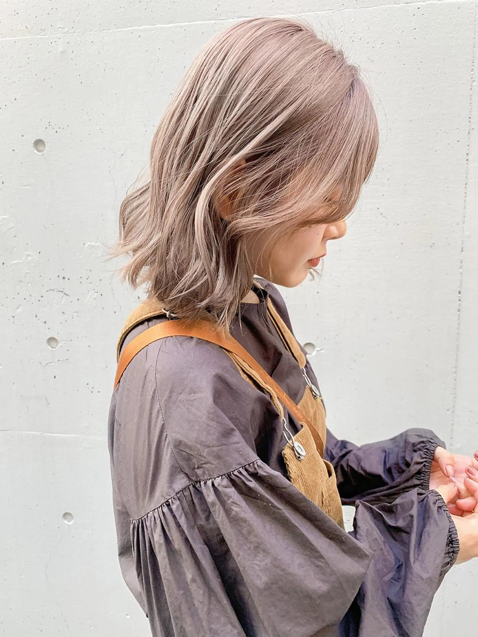 ミディアム tomoe 艶カラー💗🪽のヘアスタイル