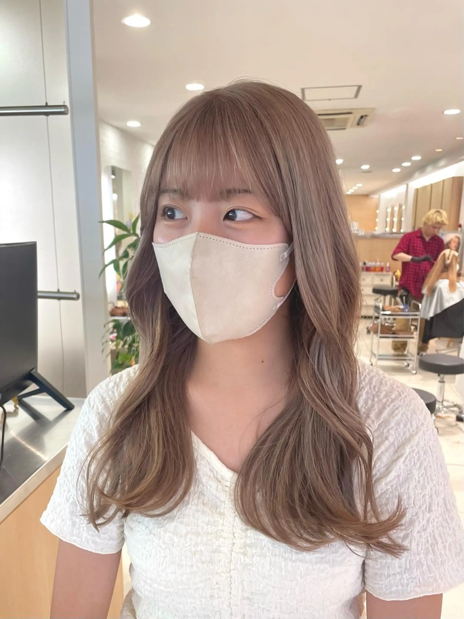 ロング ヘアカラー nuu 栄所属・🧸SAKI🎀 韓国レイヤーのヘアスタイル