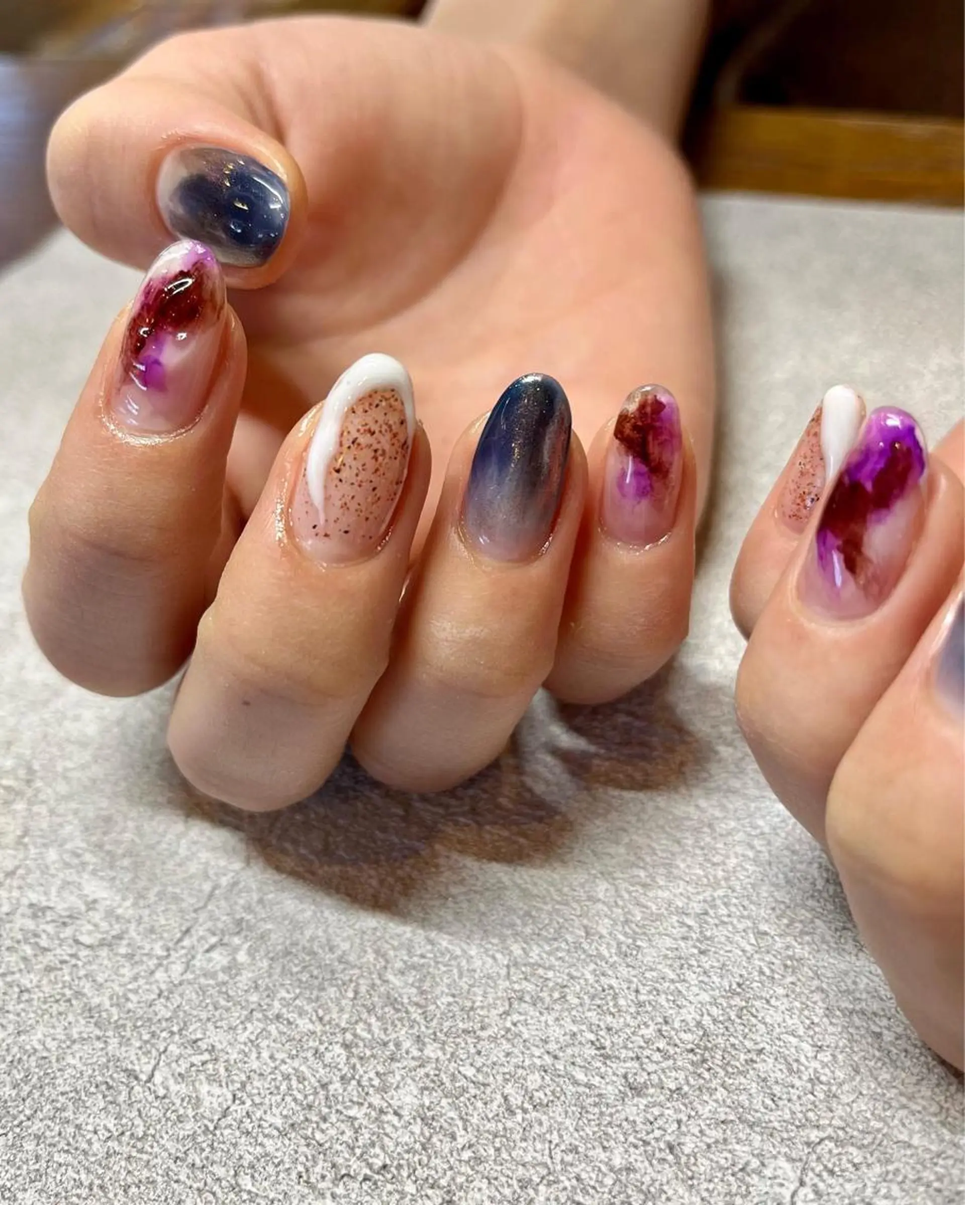 ネイル ハンドネイル 小河 仁美のネイルデザイン