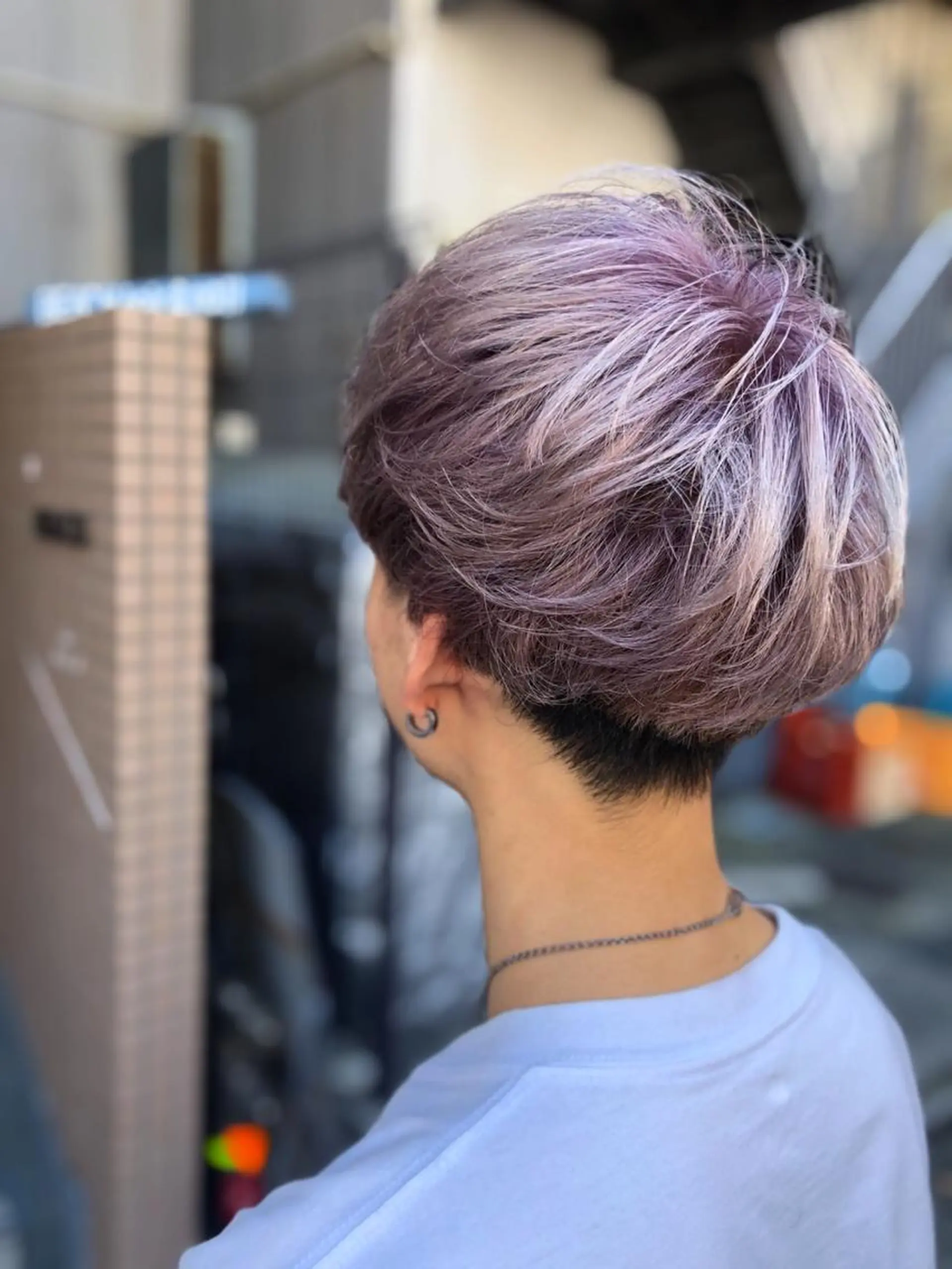 ショート カラー メンズ ヘアカラー BEACH　HAIR&NAIL所属・両国駅徒歩1分⭐️ アイロン仕上げのヘアスタイル