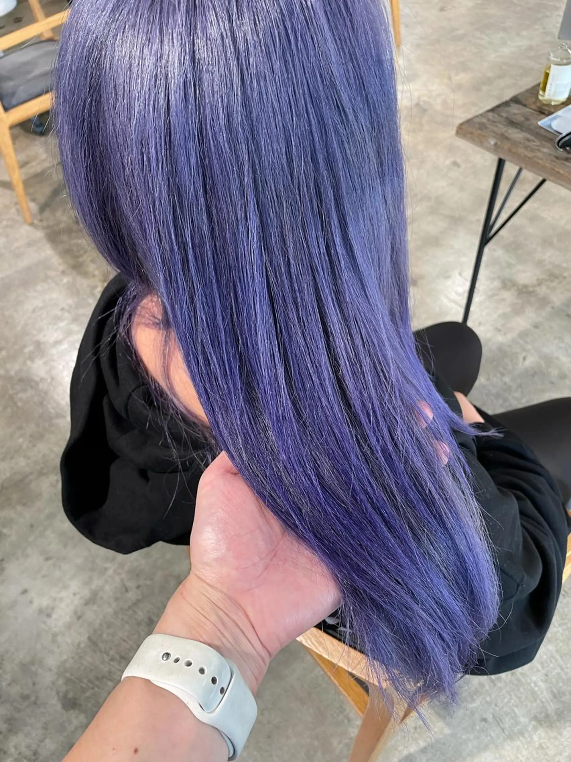 ロング カラー パープルカラー ハイトーン/レイヤー /ケアブリーチ石川治のヘアスタイル