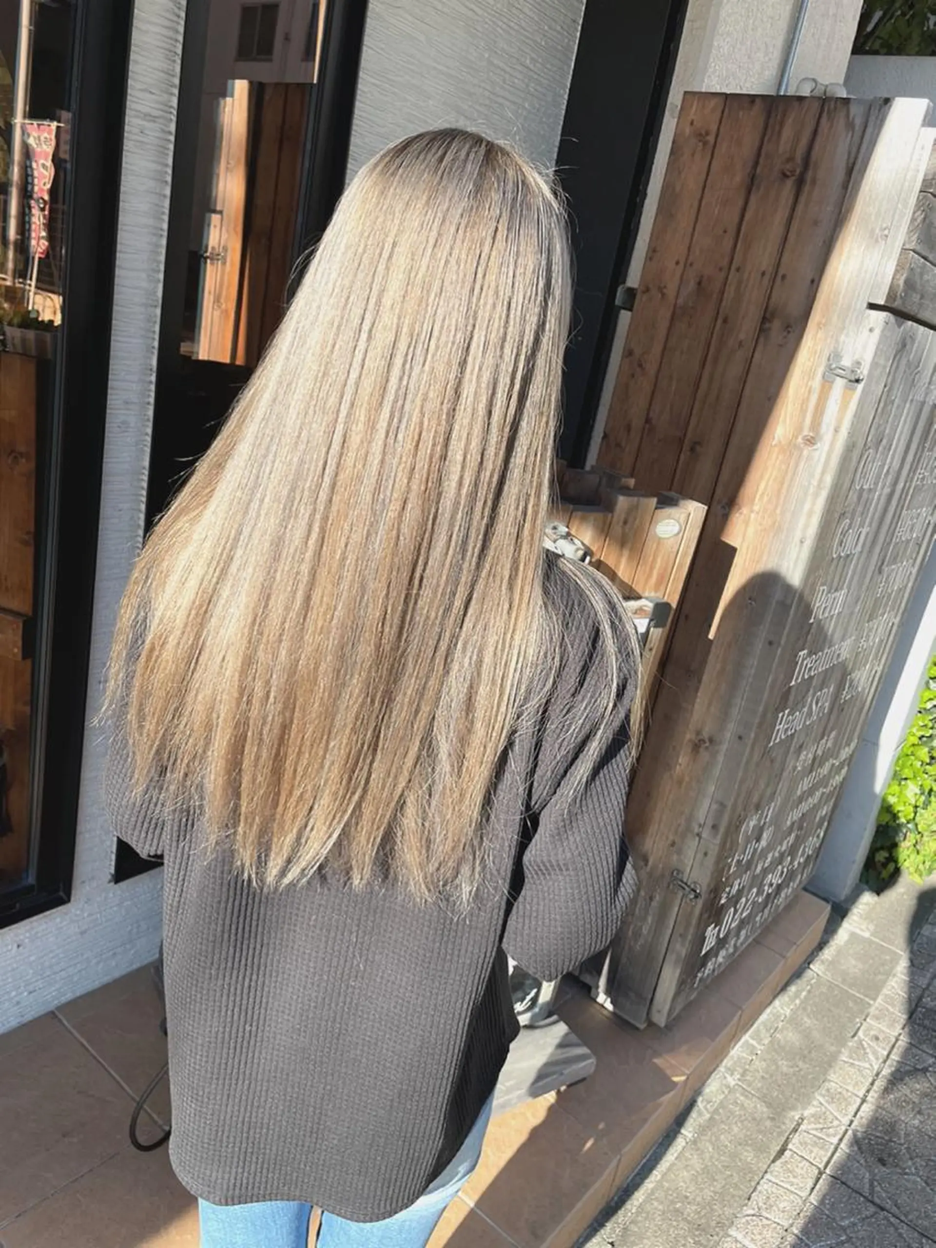 ロング カラー yoshi (高橋福博)のヘアスタイル