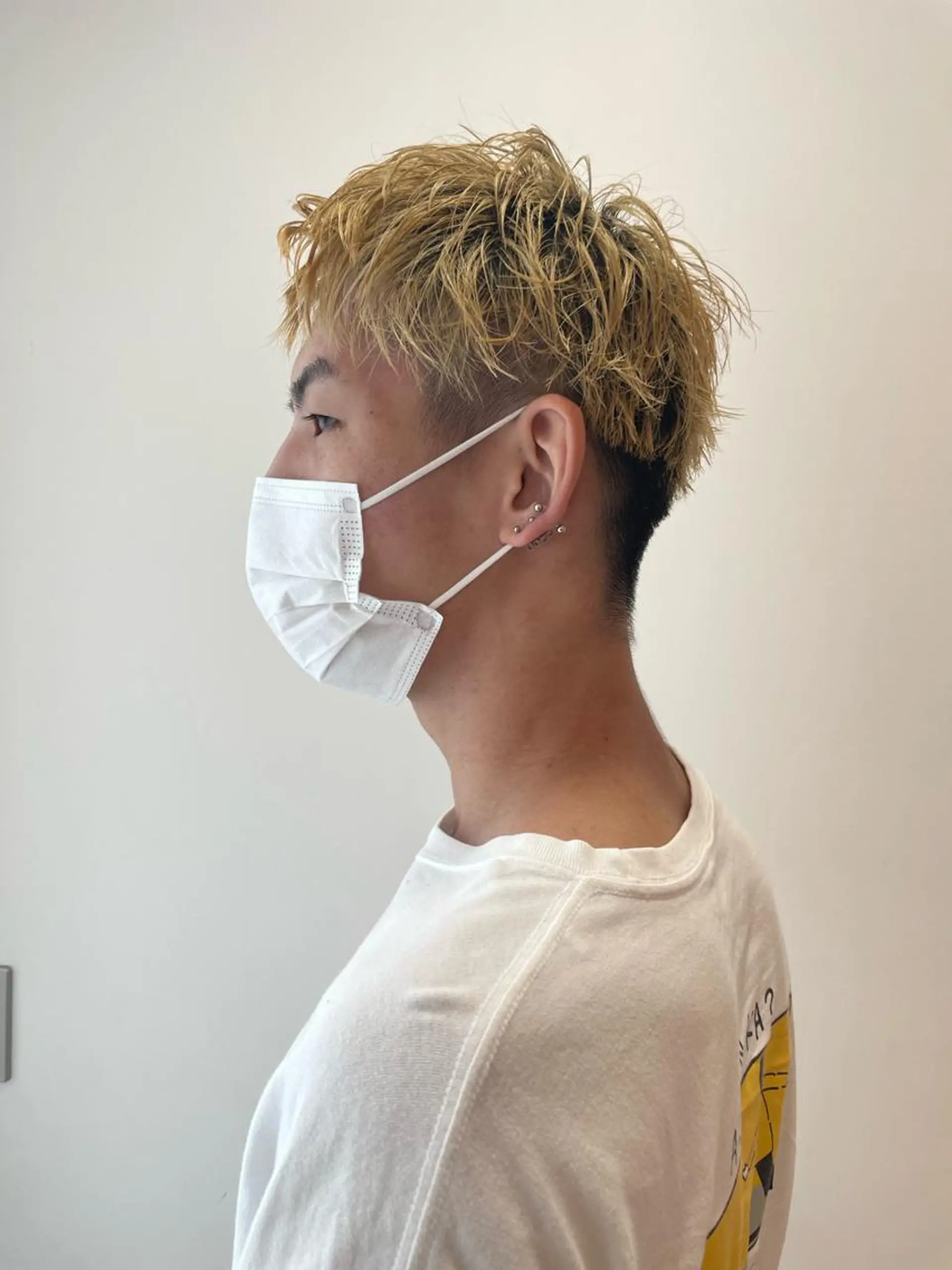 カラー メンズ 増渕 駿介のヘアスタイル