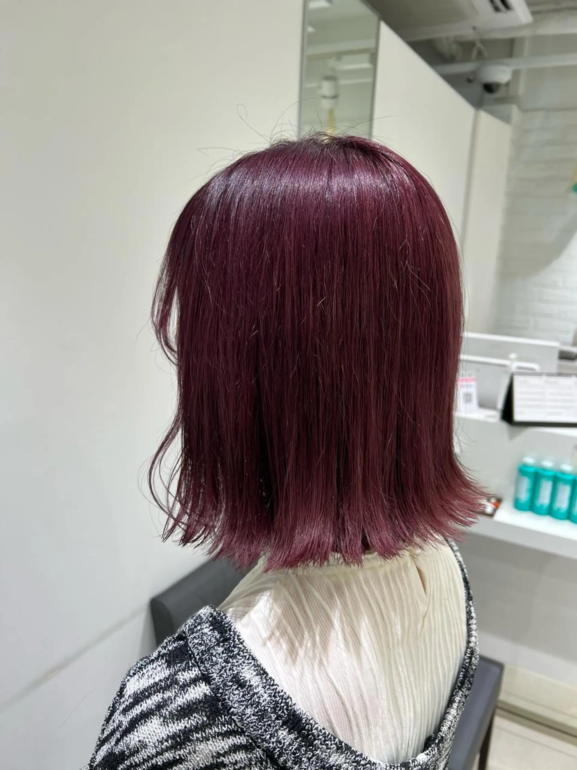 ミディアム カラー カシス イルミナカラー ピンクカラー レッドカラー ヘアカラー トリートメント 【暖色カラー特化】 中山由梨のヘアスタイル