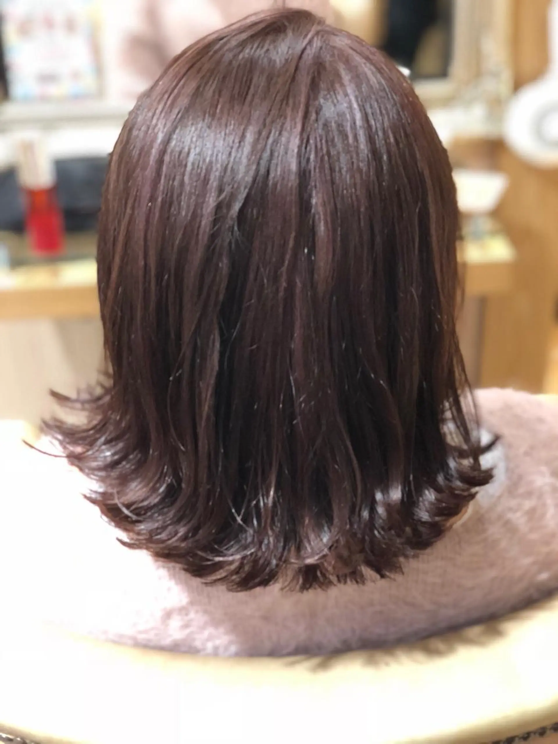 ミディアム カラー パーマ ヘアアレンジ 切りっぱなしボブ ミディアムパーマ グラデーションカラー ハイライトカラー ピンクカラー 【ツヤ髪美容師】 ツダケイスケのヘアスタイル