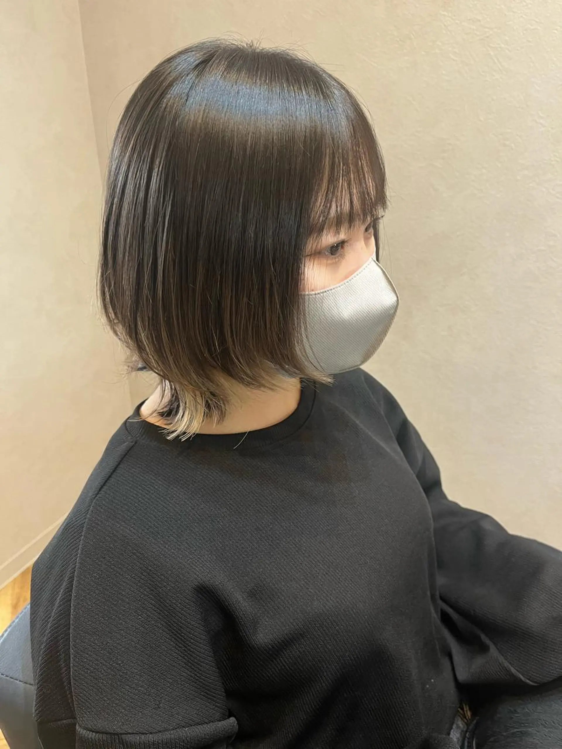 ショート ボブ ハイライト 髪質改善 韓国風ヘア レイヤーカット 縮毛矯正 トリートメント N°number大分 ナンバーmikotoのヘアスタイル