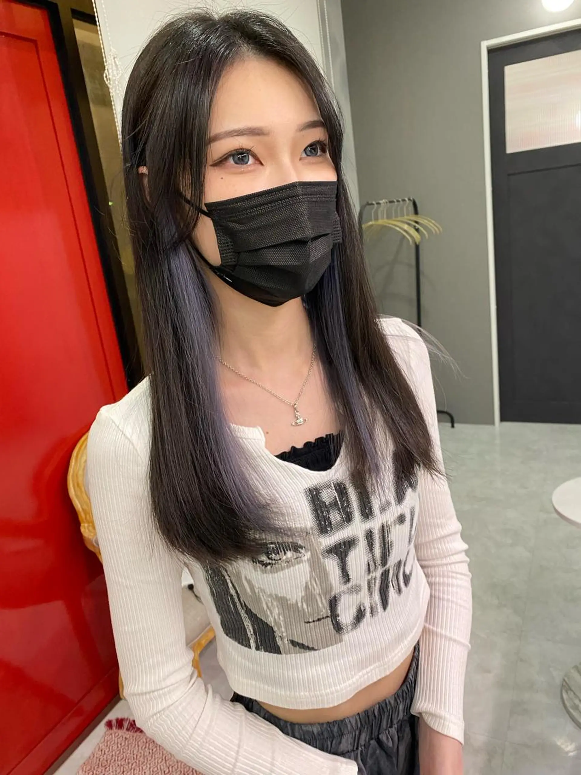 ロング カラー ブリーチ 宇佐美 柊のヘアスタイル