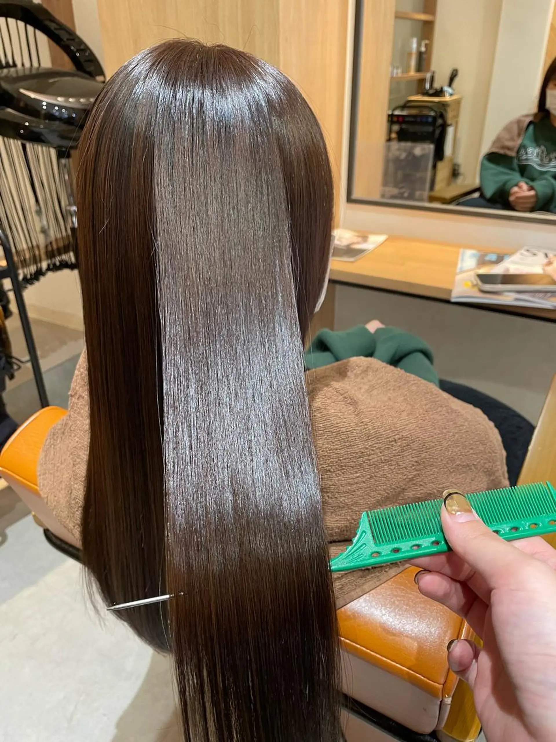 ロング ヘアカラー 中田 サヤカのヘアスタイル