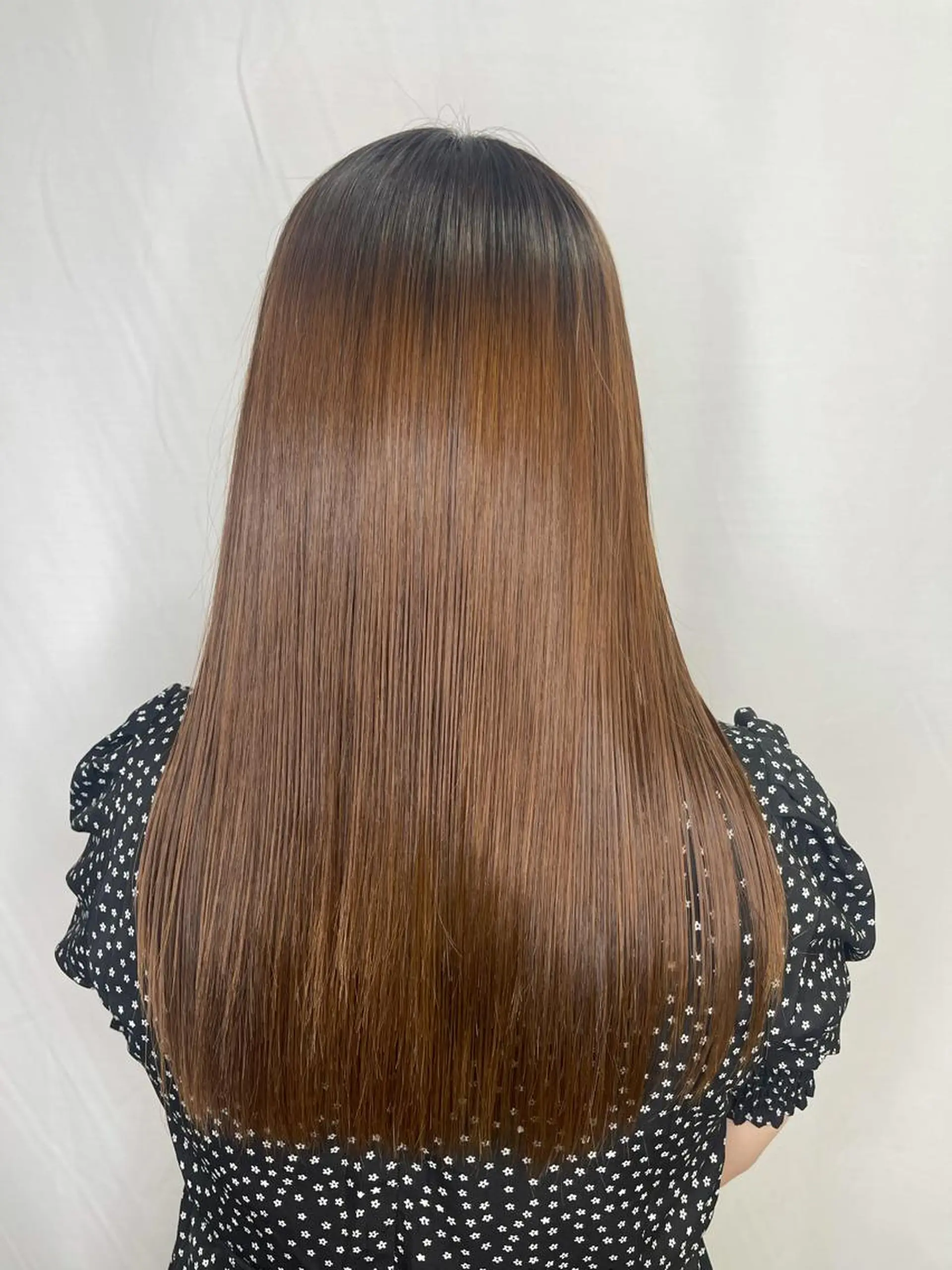 セミロング パーマ 縮毛矯正 カット 縮毛矯正 トリートメント 髪質改善/縮毛矯正 /ブリーチ矯正/岡部のヘアスタイル