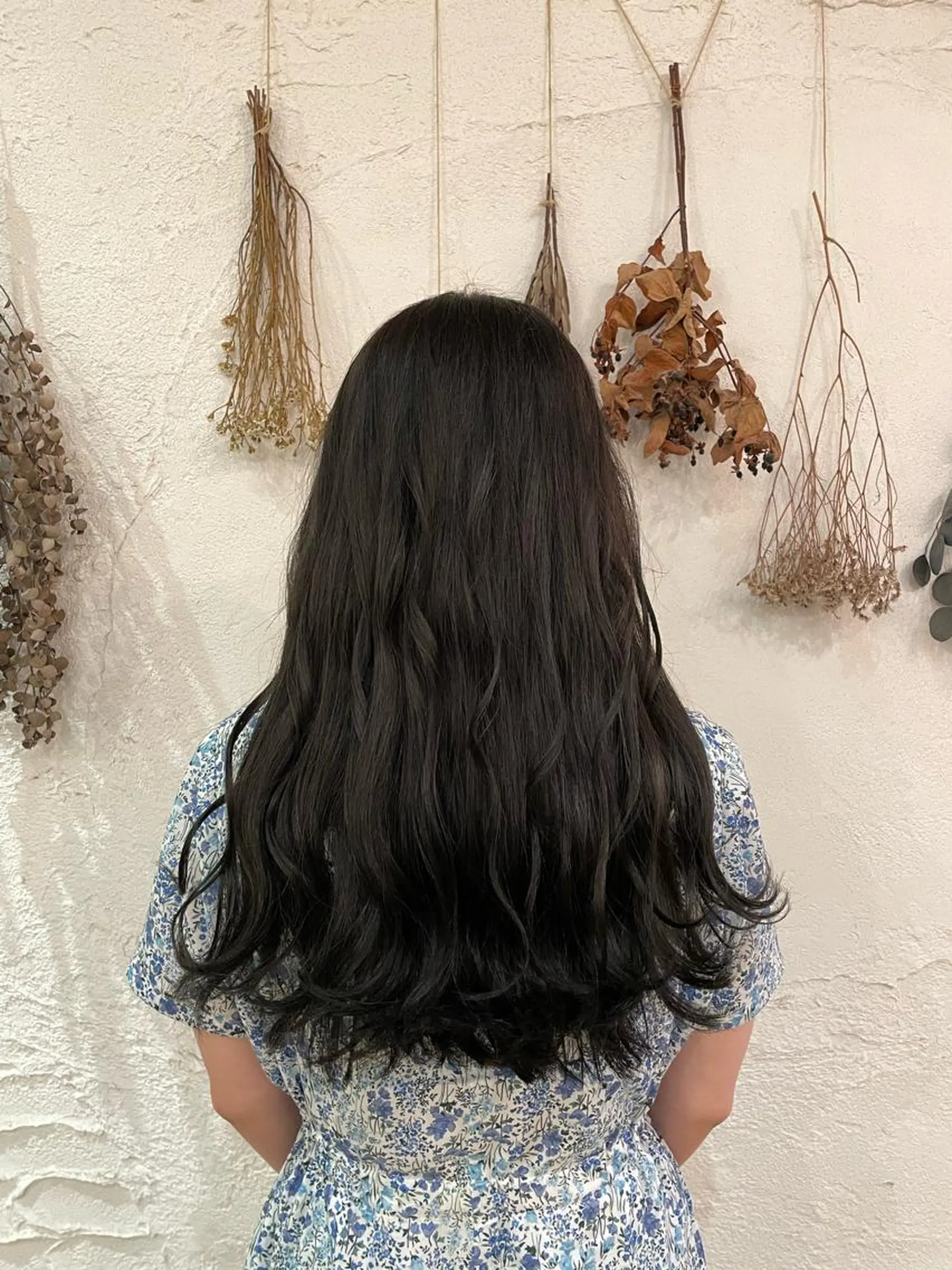 ロング カラー 浅沼 ほのかのヘアスタイル