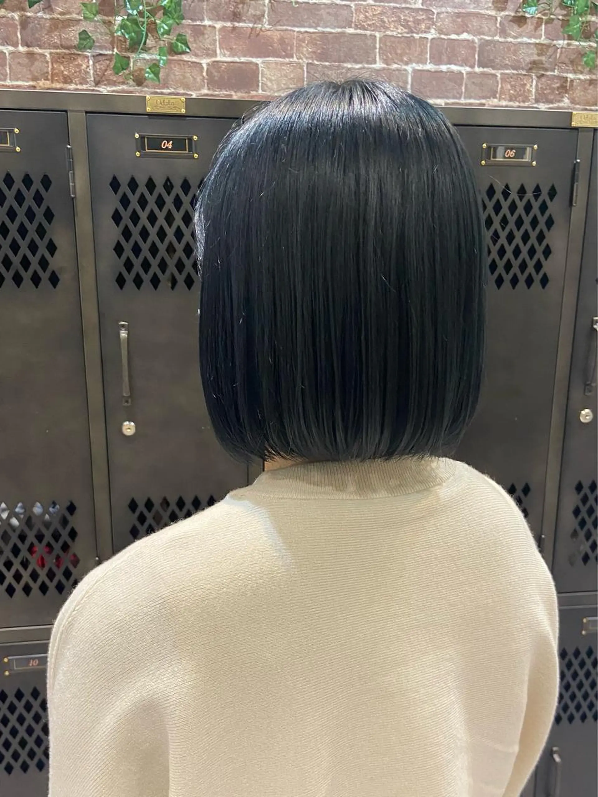 ショート カラー ERI  / newi町田のヘアスタイル