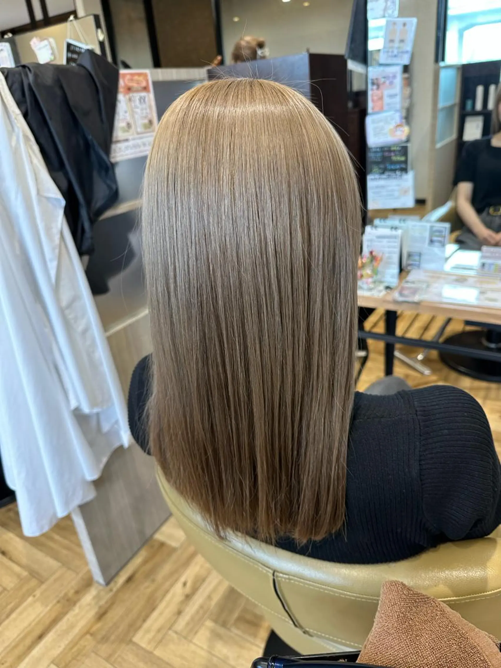セミロング トリートメント トリートメント レイビューティー豊田 丸山店アシスタントのヘアスタイル
