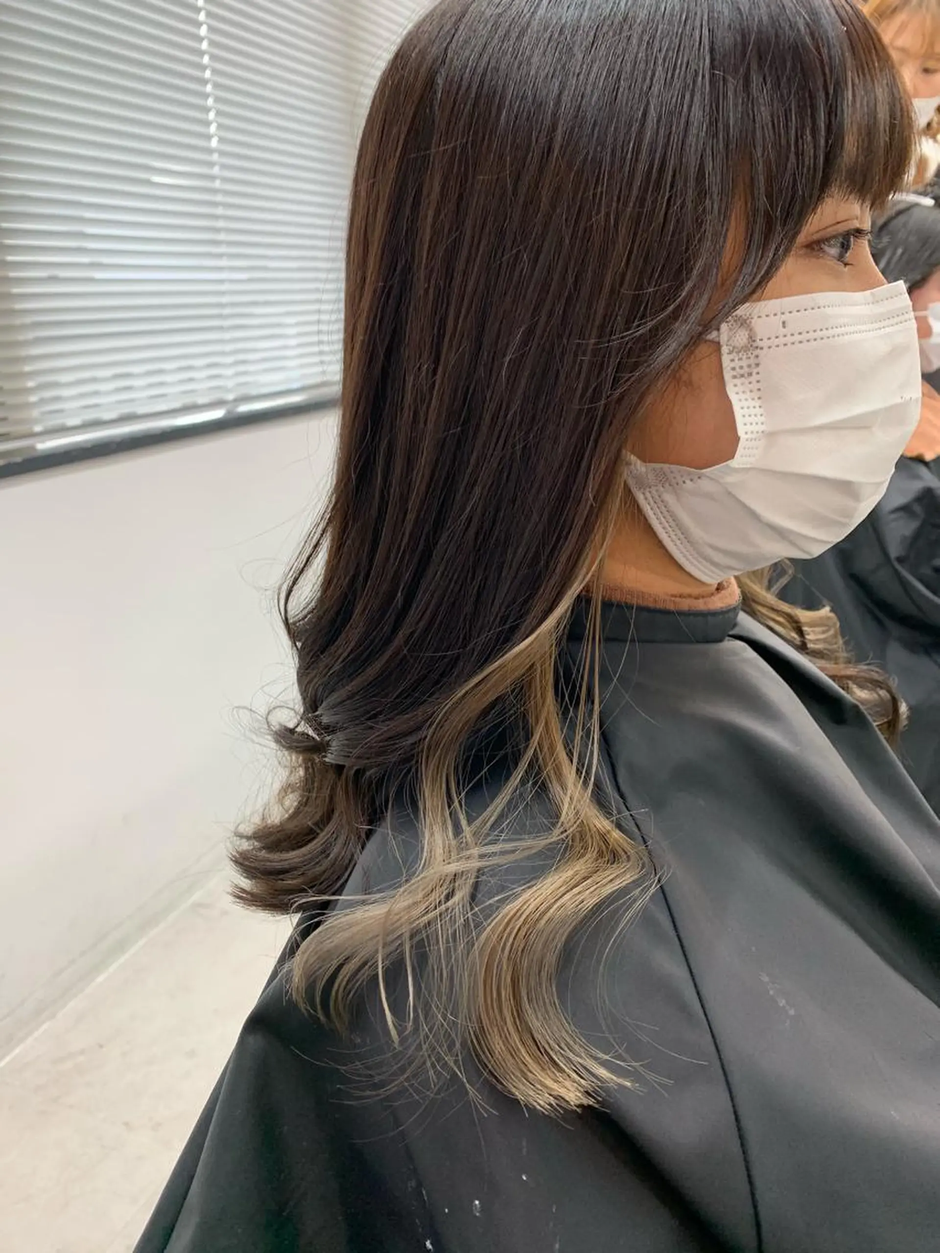 セミロング ヘアカラー トリートメント FRAME+spa&hair roomなんば駅前店所属・🌸MAYU🌸 ハイトーン➕レイヤーのヘアスタイル