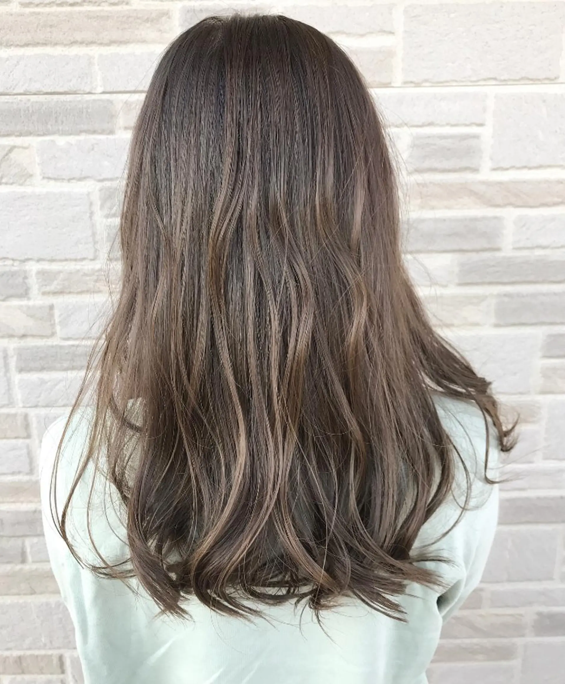 セミロング カラー ベージュカラー little×link 福岡所属・littlelink キタジマのヘアスタイル