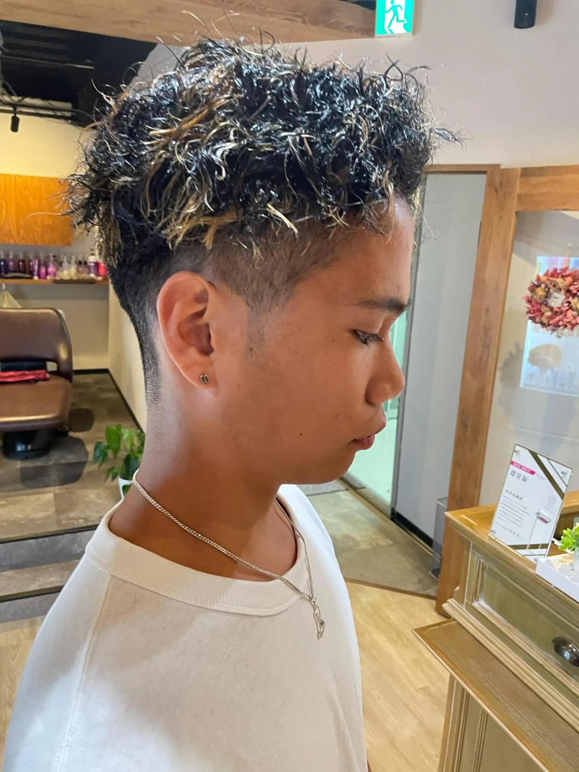 ショート パーマ ツイストパーマ カット パーマ 髪質改善/ブリーチ 田代 龍我のヘアスタイル