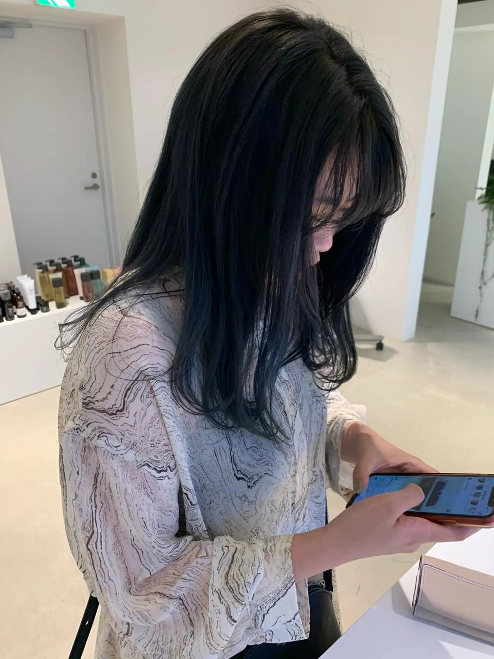 セミロング カラー ANY／SUE 千葉パーマのヘアスタイル