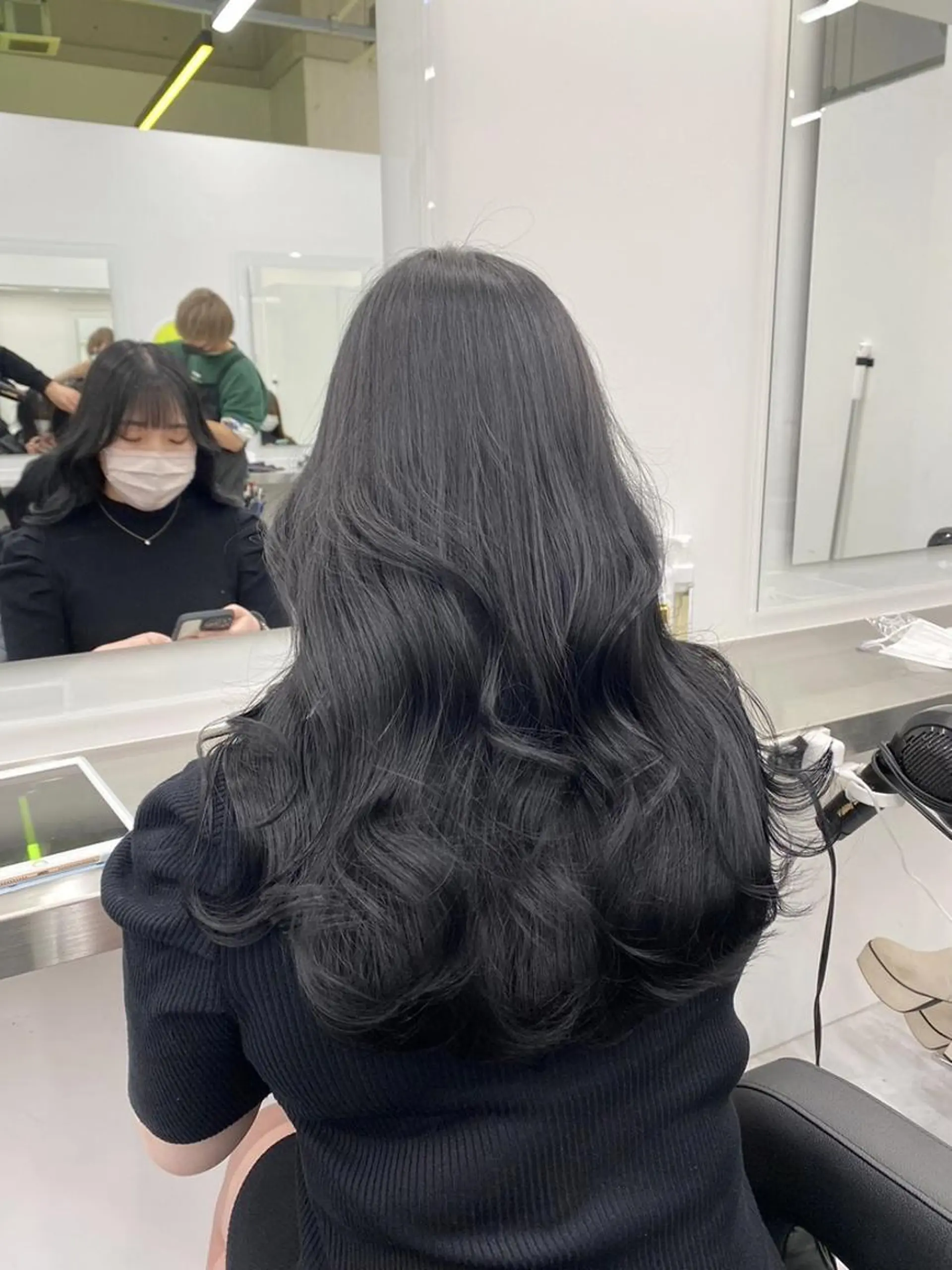 カラー 暗髪透明感カラー🖤 池袋SHE🖤のヘアスタイル