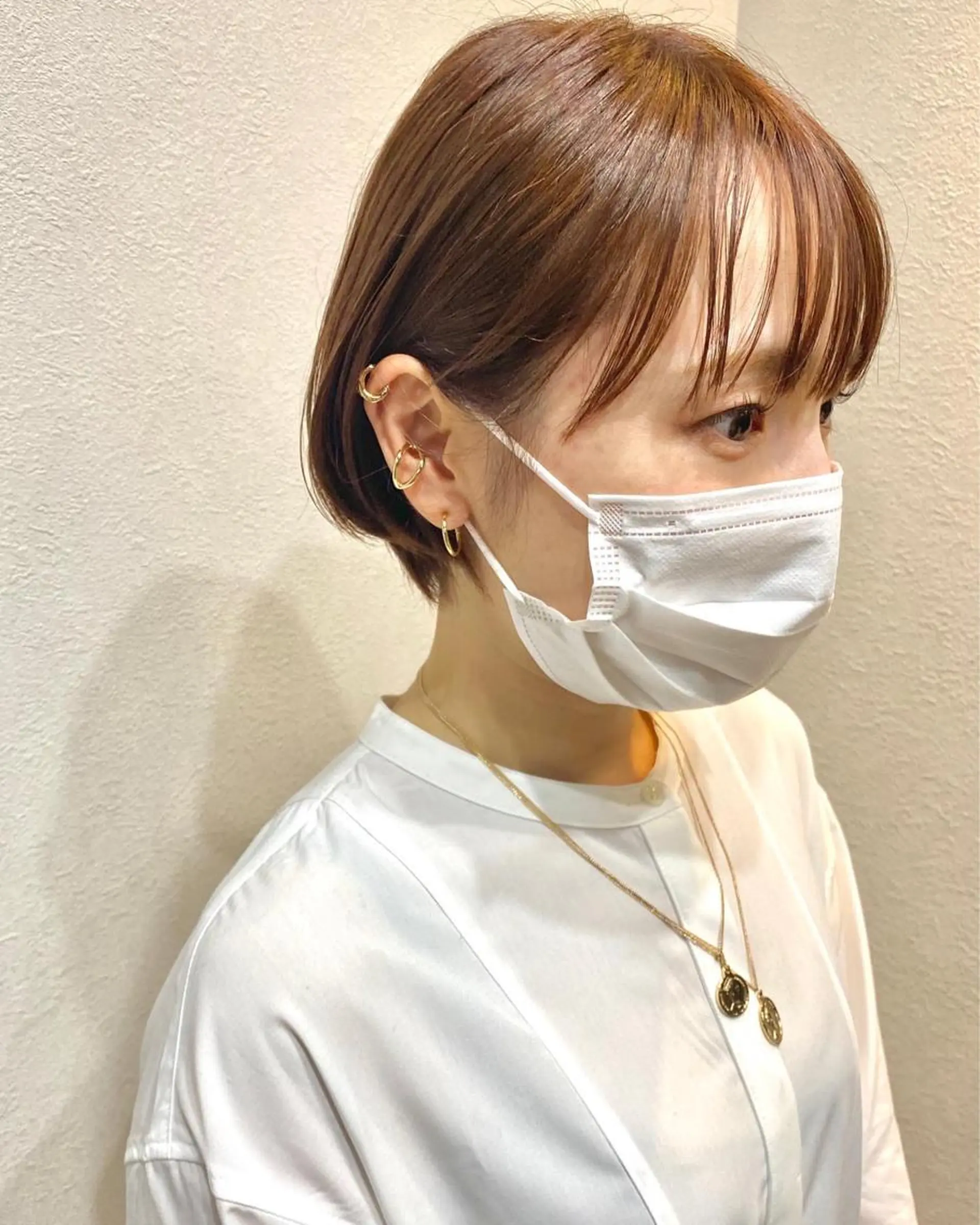ショート カラー ヘアアレンジ ベージュカラー ピンクカラー ピンクベージュ ヘアカラー トリートメント FIORE hair design所属・山根 奈緒のマツエク・マツパデザイン
