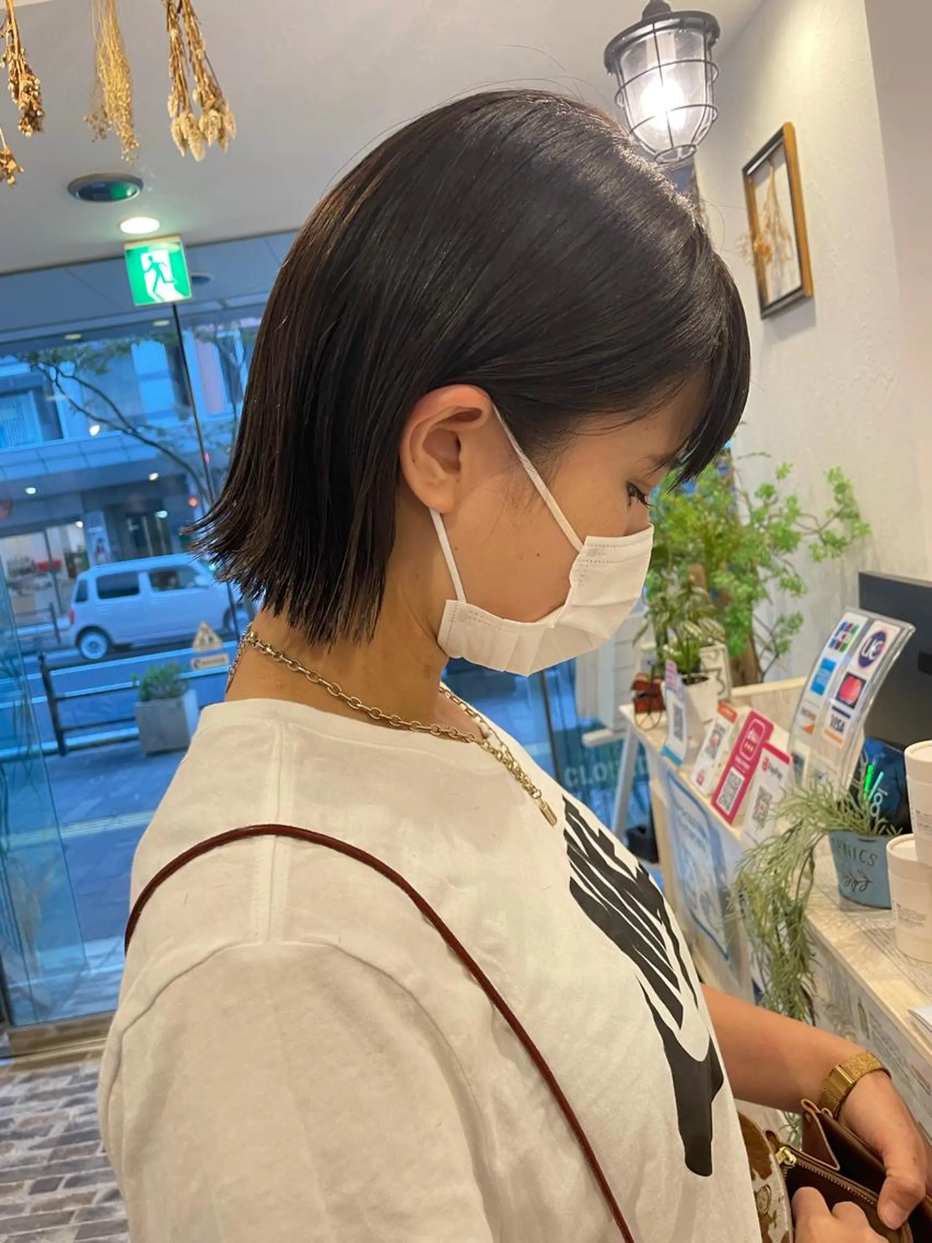 ショート 切りっぱなしボブ ボブ 韓国風ヘア シースルーバング ワイドバング risako🇰🇷 韓国ヘア/レイヤーのヘアスタイル