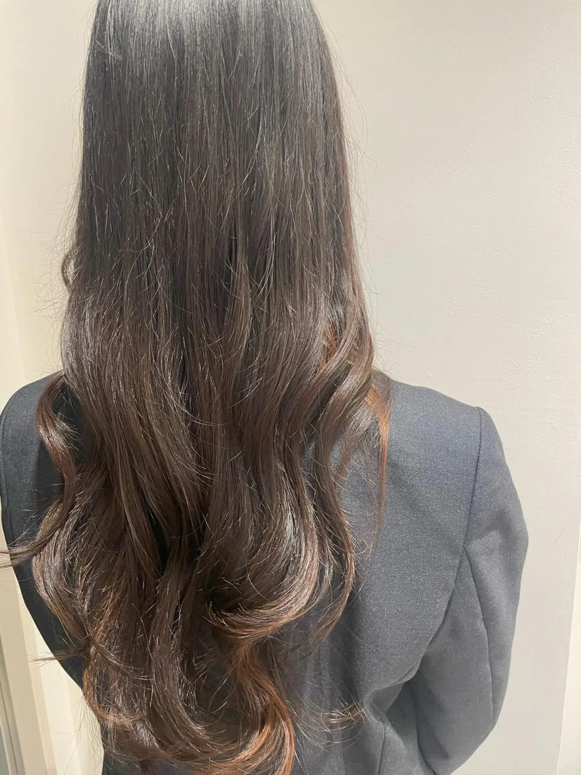 ロング ヨシンモリ 韓国風ヘア PRIMA所属・中藤 百恵のヘアスタイル