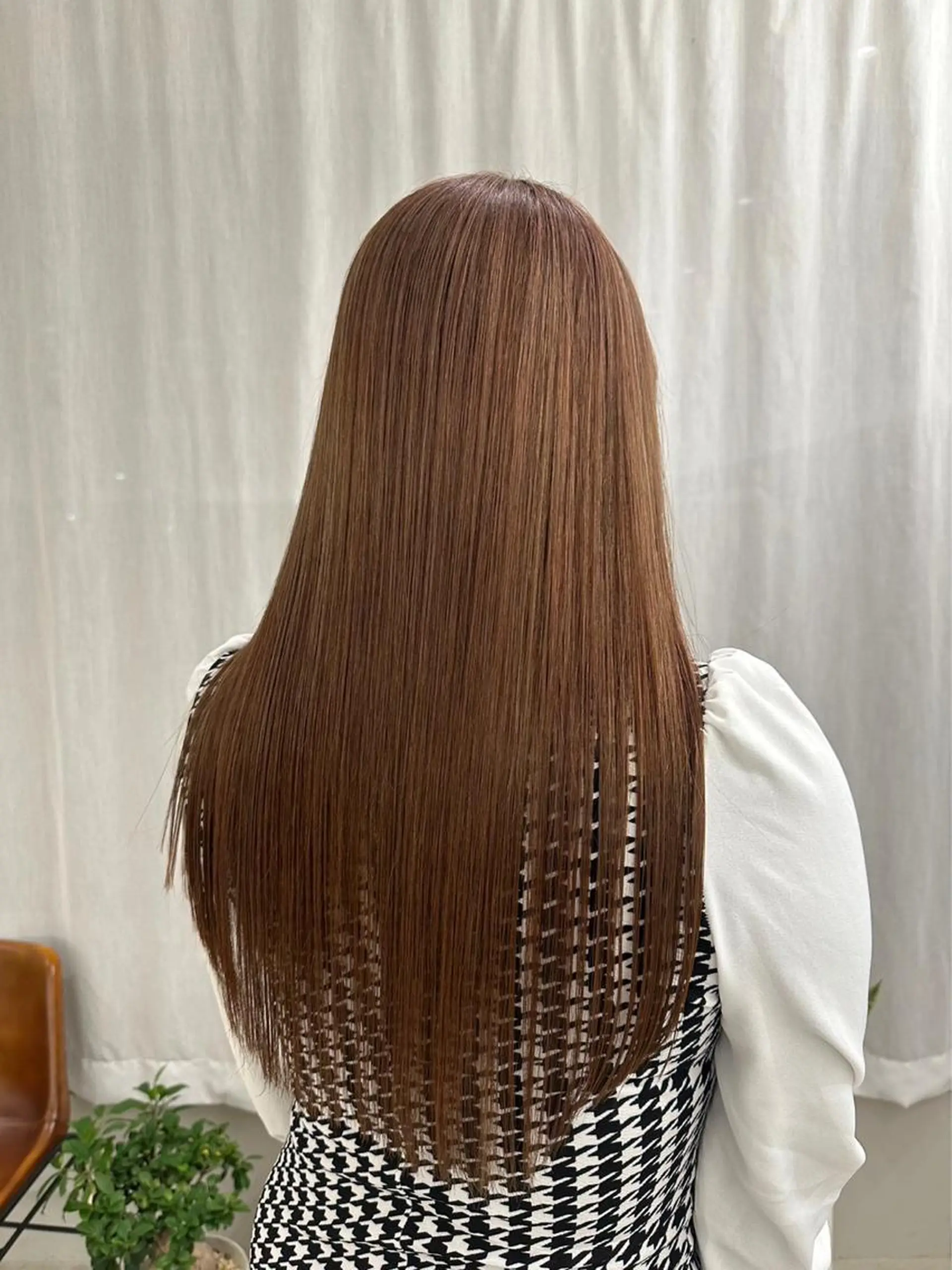 カラー 瀬長なおみ U too e'sのヘアスタイル